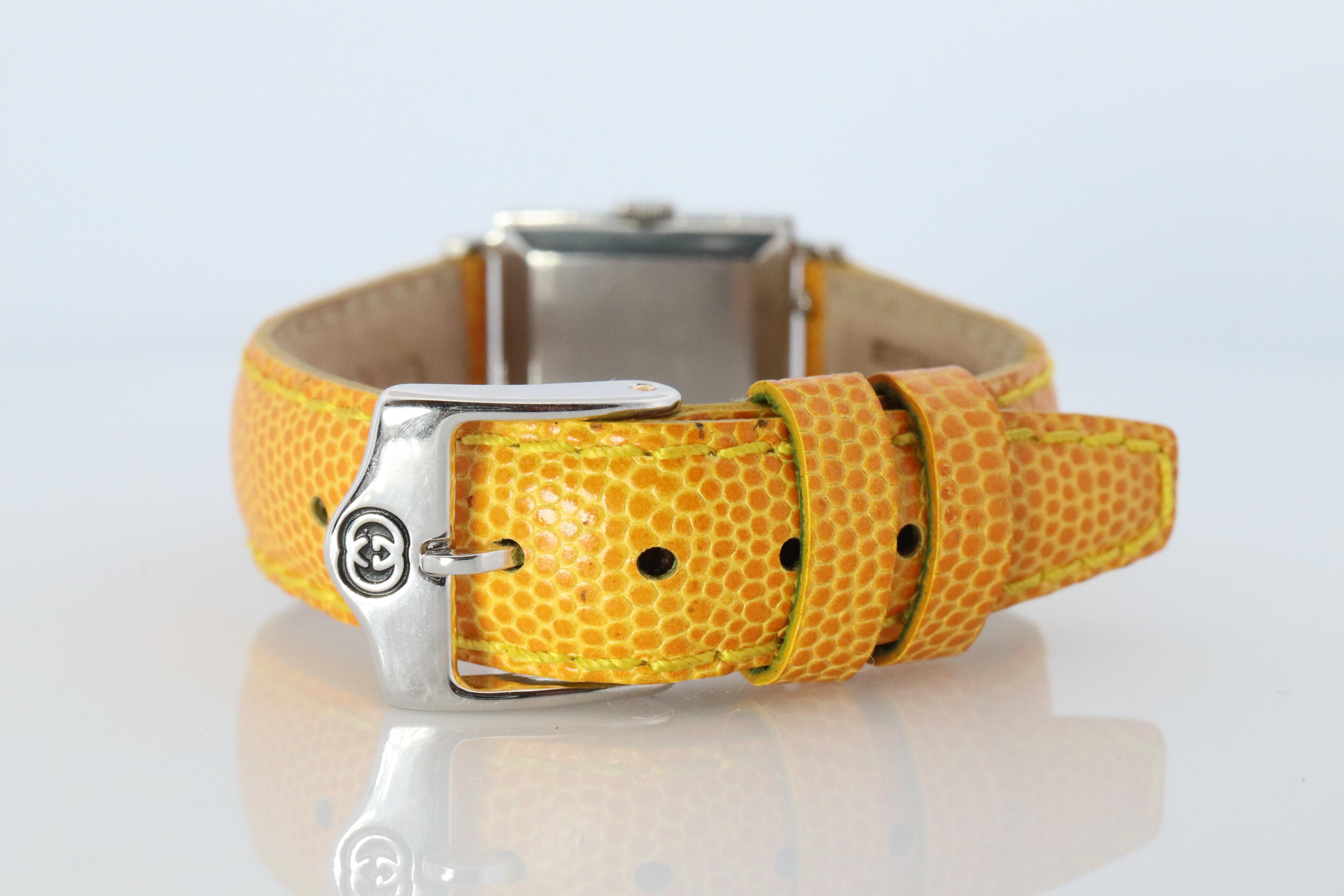Montre Rolex véritable. Montre mécanique Rolex 2611 pour dames. en vente 2