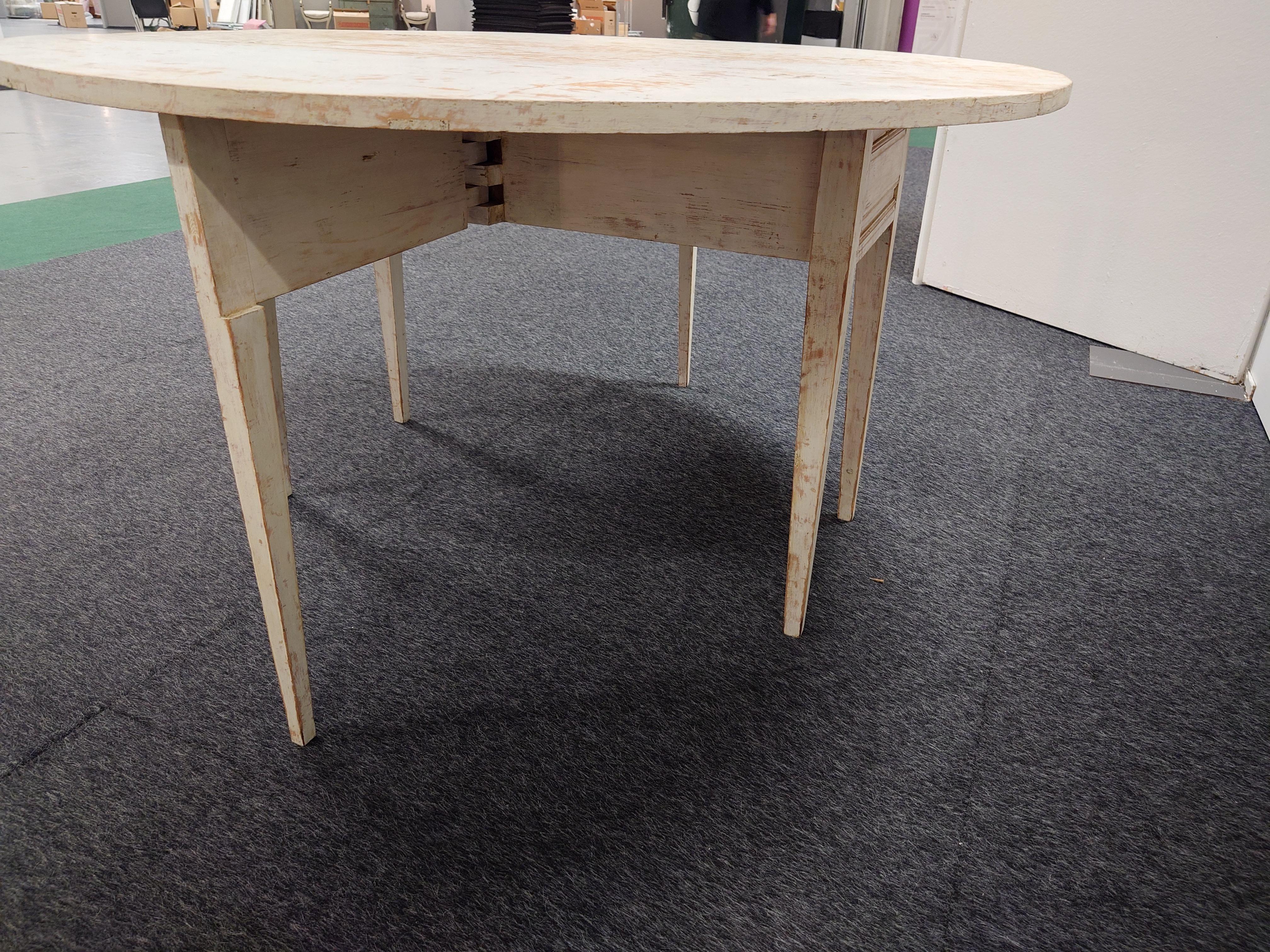 Véritable table à abattant rustique antique de style gustavien  Couleur d'origine du pays. en vente 10