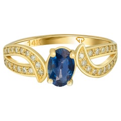Genuine sapphire 14k gold ring. 