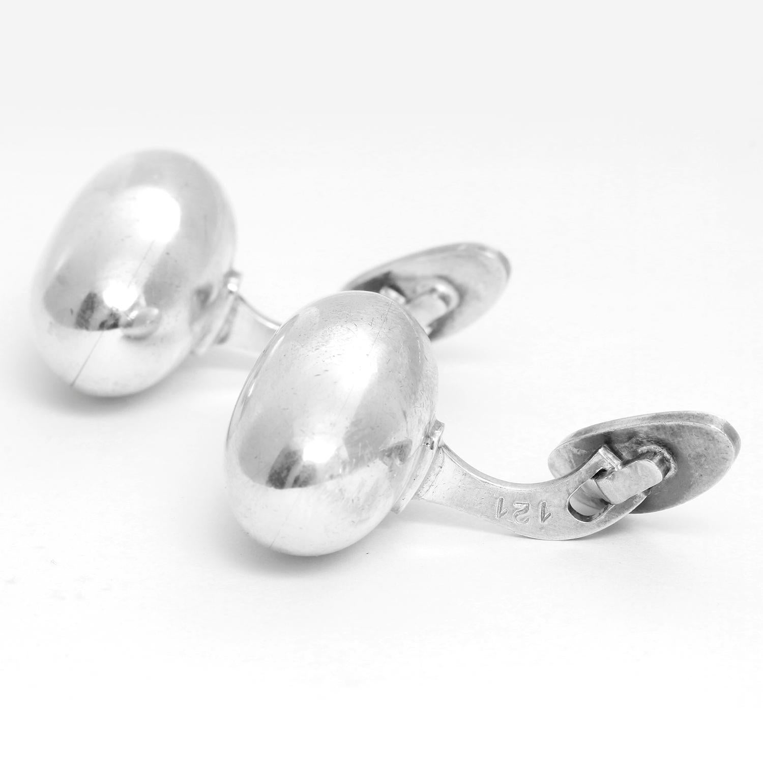 Genuine Signed Georg Jensen Classic Polished Silver 925 Cufflinks - These cufflinks are stamped George Jensen 925 S Denmark and numbered 121. They measure 30mm x 16mm. Total weight is 21.1 grams.