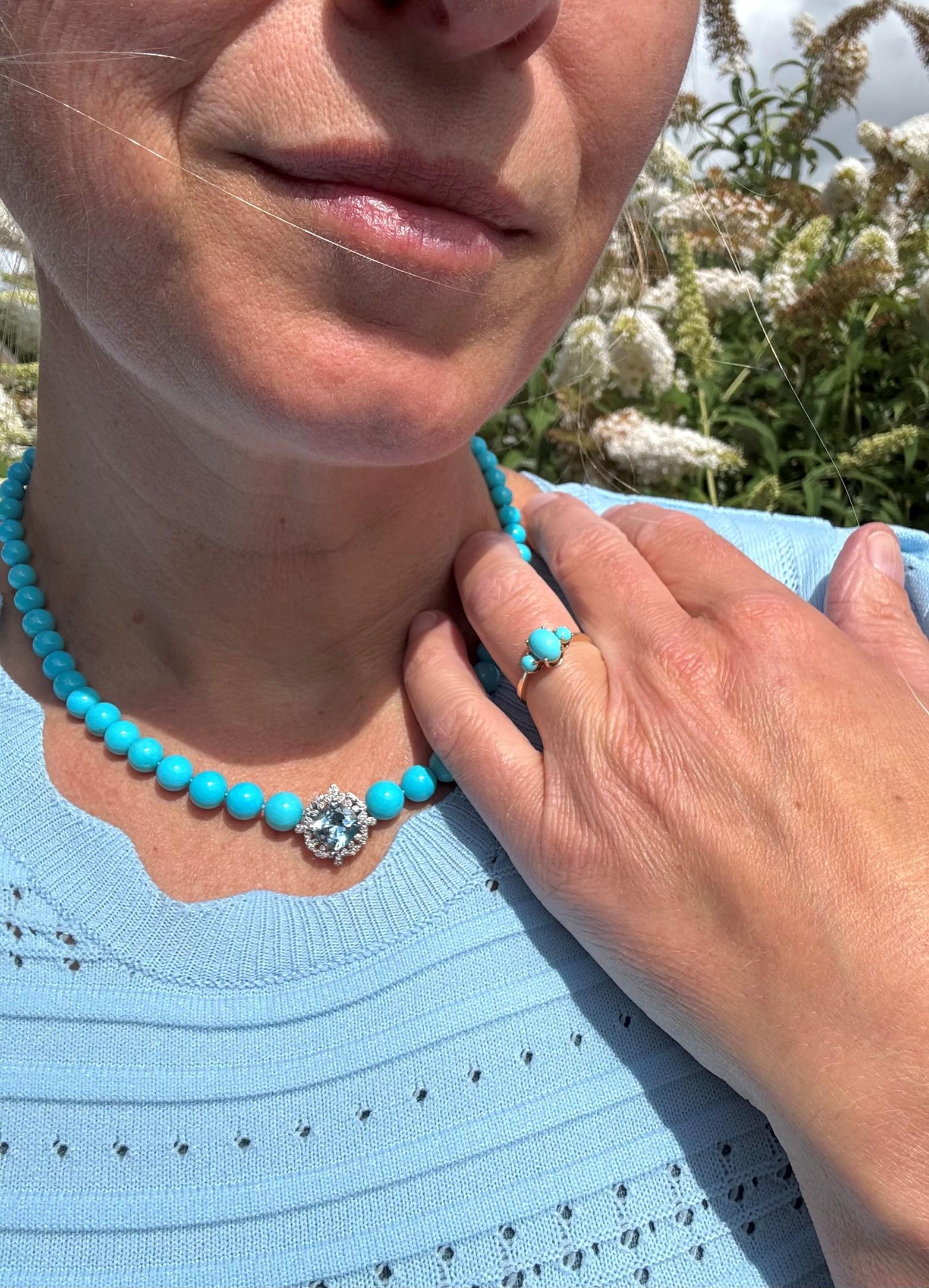 Collana in oro bianco con acquamarina e turchese autentico della Bella Addormentata in vendita 2