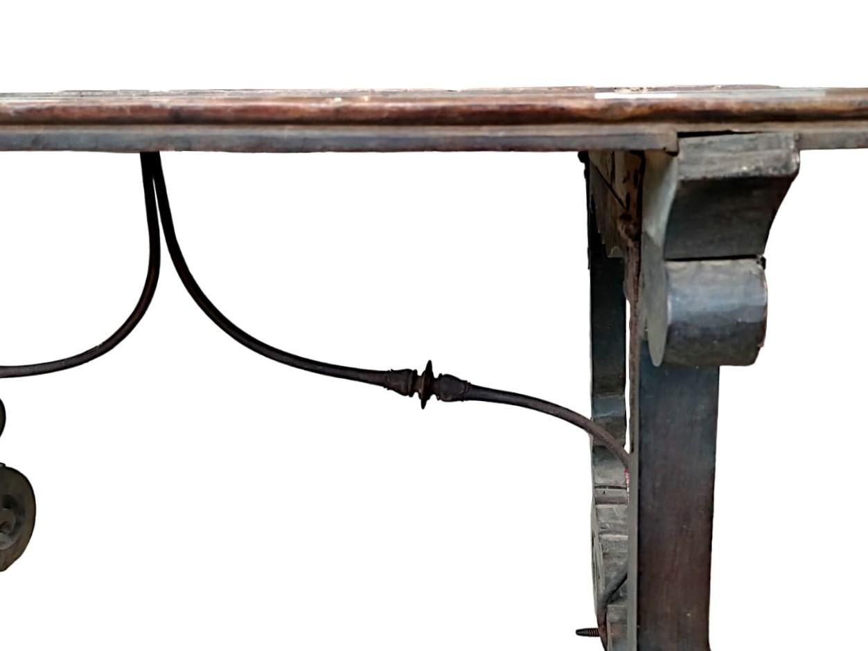 Late 17th Century Genuine Spanish table from the 1600s with folding trestle in first patina. For Sale