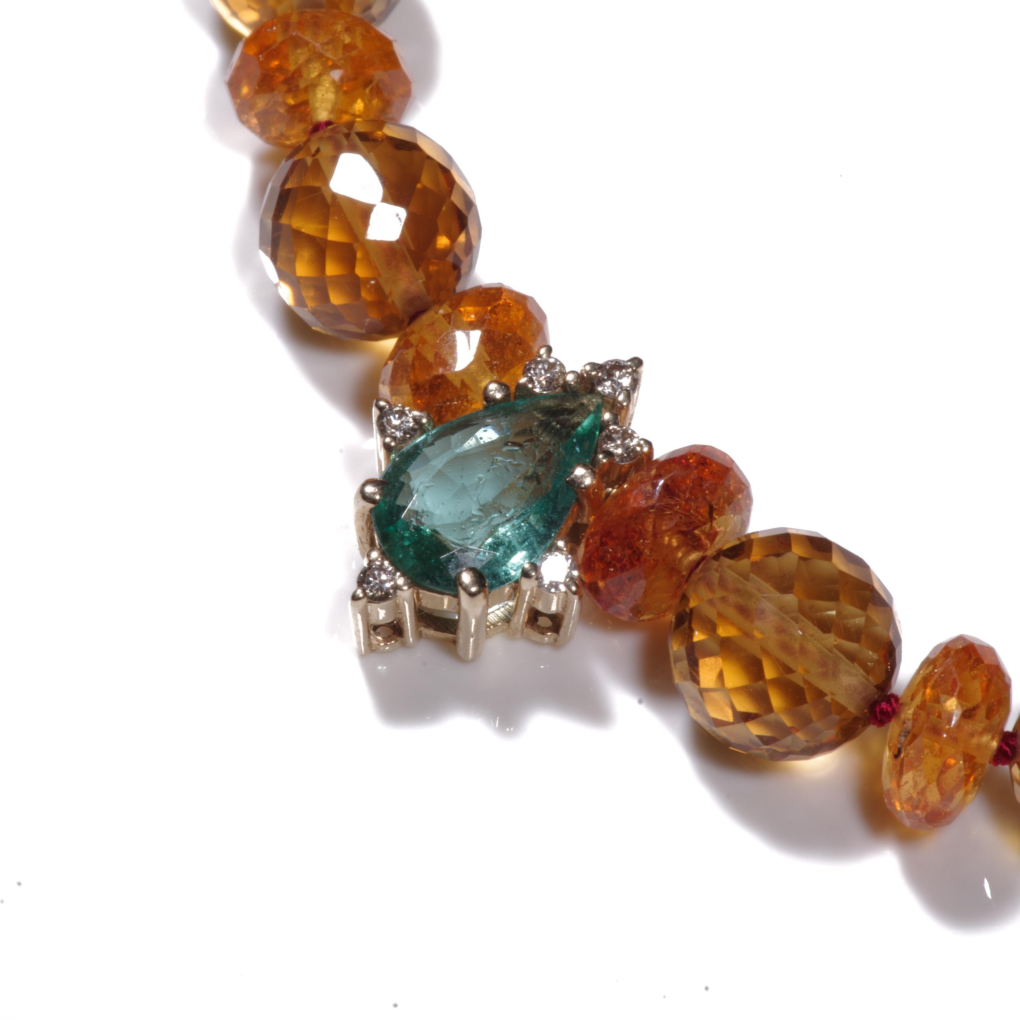Taglio brillante Autentica collana di diamanti citrini e smeraldi dello Zambia in vendita