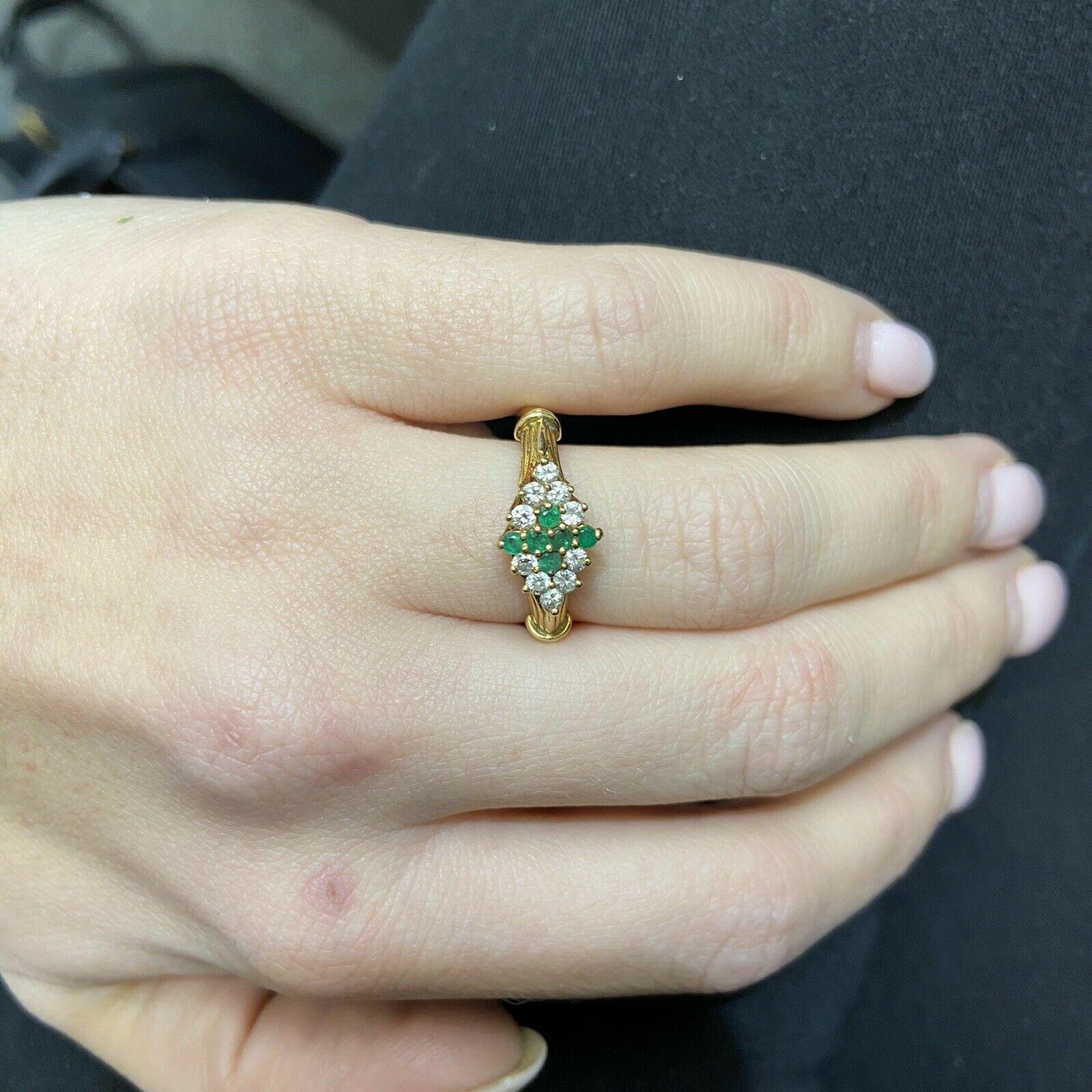 Genuine Van Cleef & Arpels Vintage Solid 14K Yellow Gold Emerald & Diamond Ring In Excellent Condition In Manchester, NH