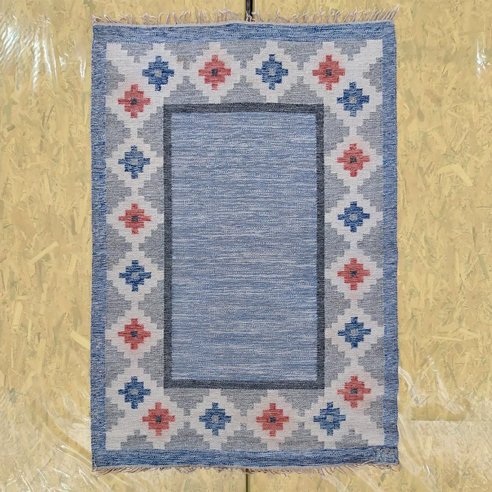 Mid-Century Modern Véritable Rug & Kilim scandinave tissé à plat, signé JR, années 1950 en vente