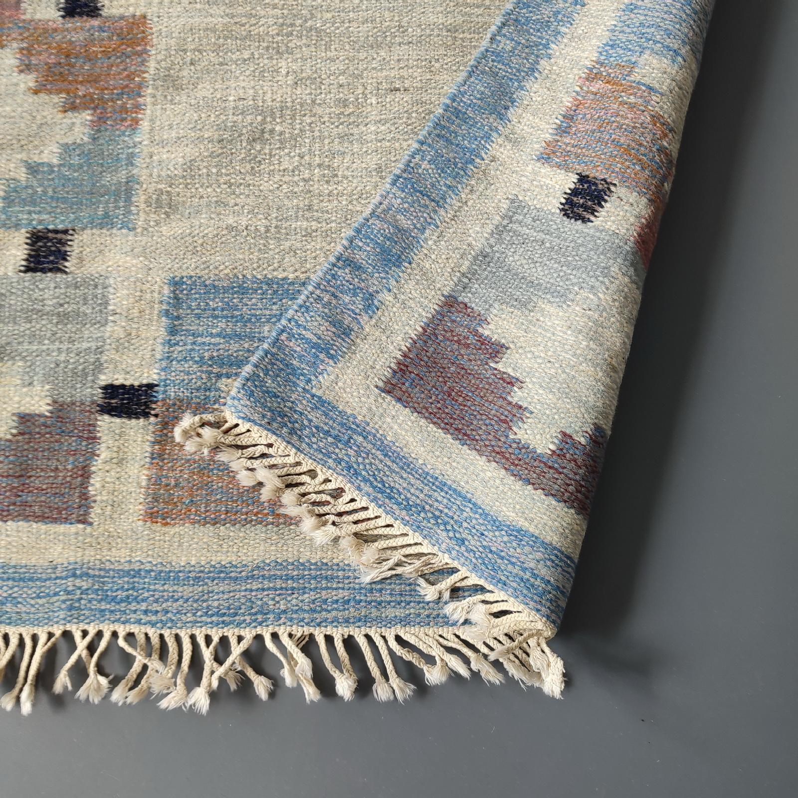 Genuine Vintage Swedish Kilim Rug, Geometric Design, attr. Karin Jönsson 1950s For Sale 5