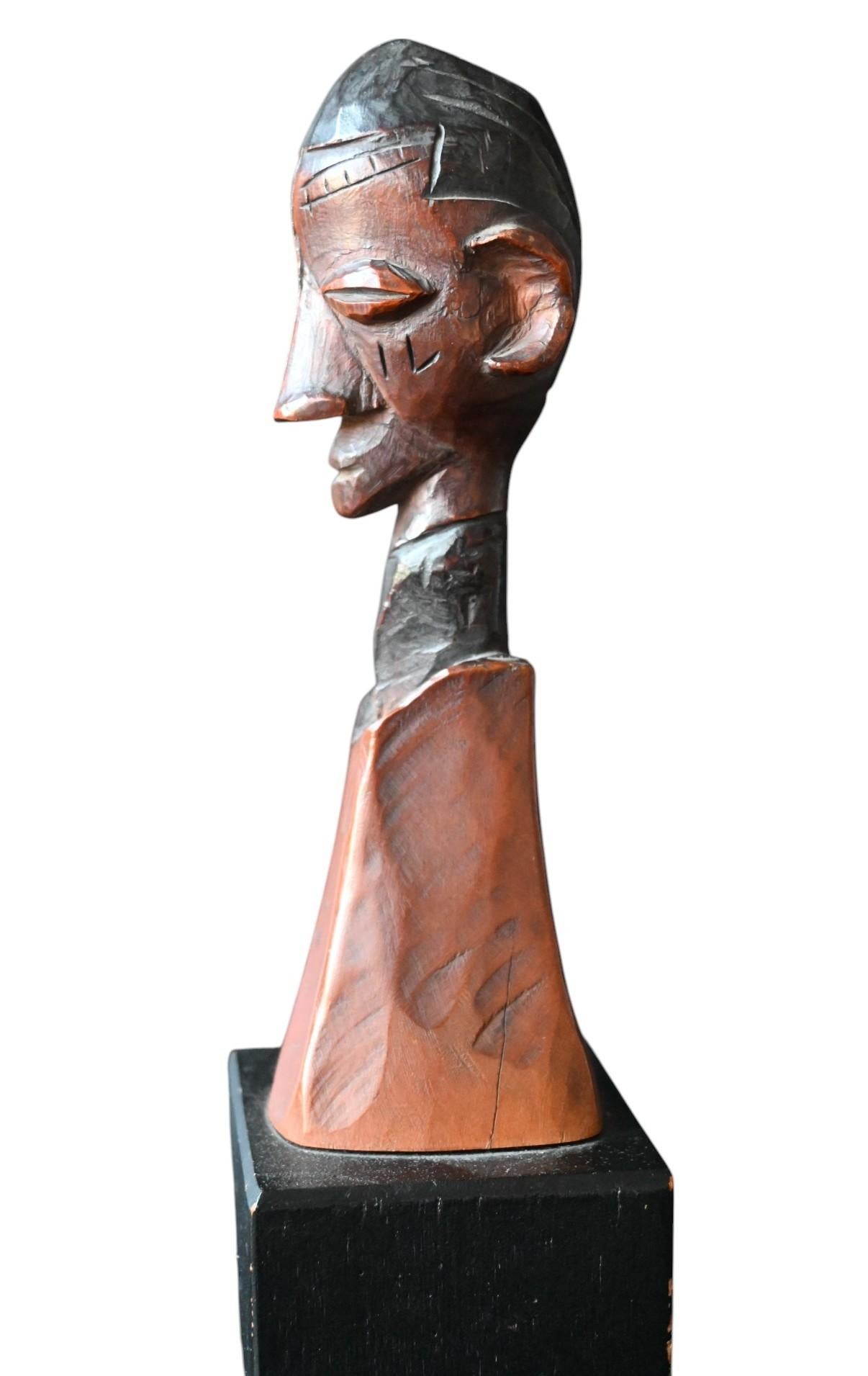 Tribal Genuine wooden carved Statue / Bust Of The Yaka Tribe, Dr Congo, 1900-1920 For Sale