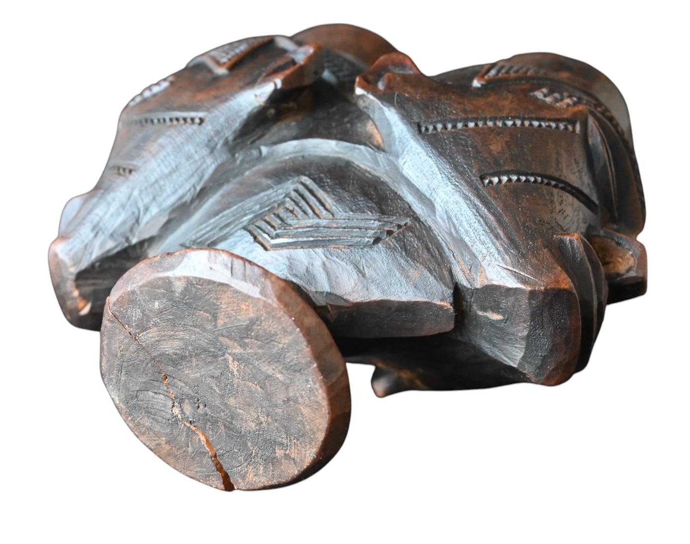 Echter hölzerner Palmweinbecher vom Stamm der Kuba / Lele DR Kongo im Angebot 2