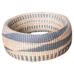 Genuine woven fiber ring support for a container from the Tutsi tribe, Rwanda