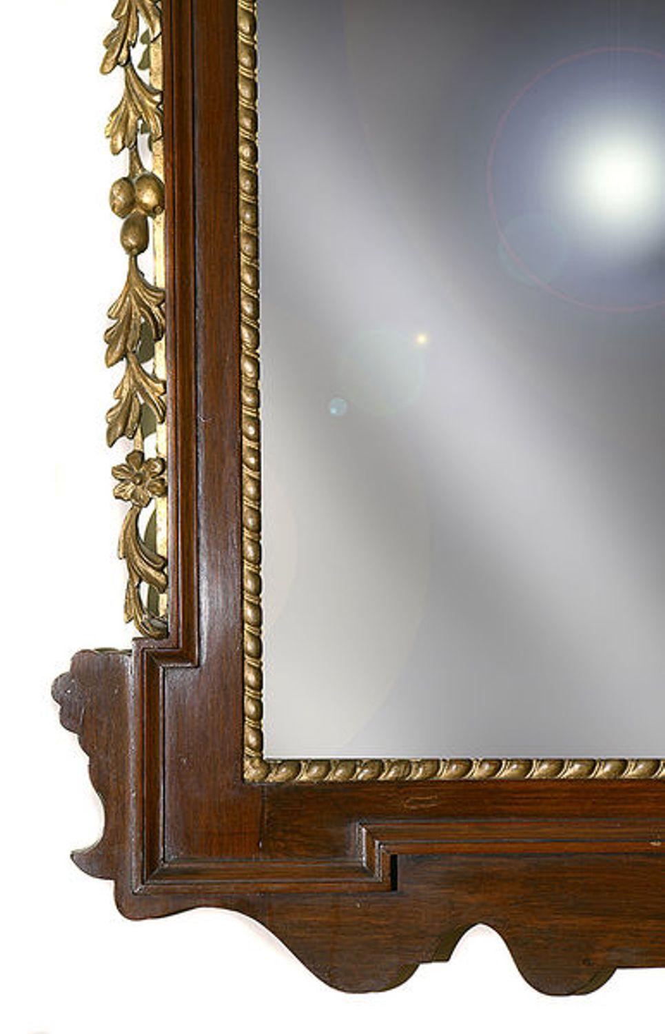 Geo 111 Style Mahogany & Giltwood Wall Mirror In Good Condition For Sale In Hemel Hempstead, Hertfordshire