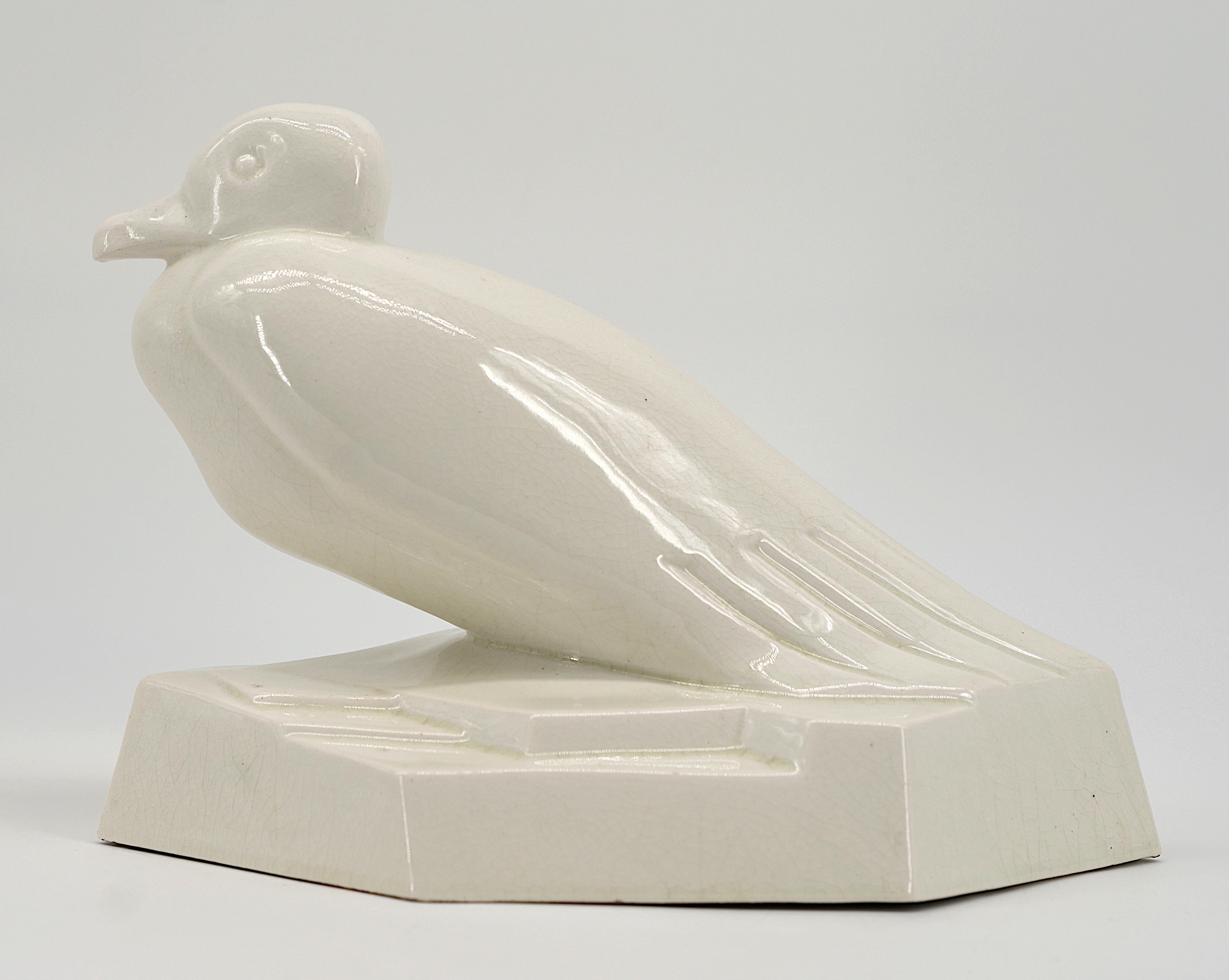 Geo Conde French Art Deco Ceramic Gull at Saint-Clément, Ca. 1930 For Sale 2