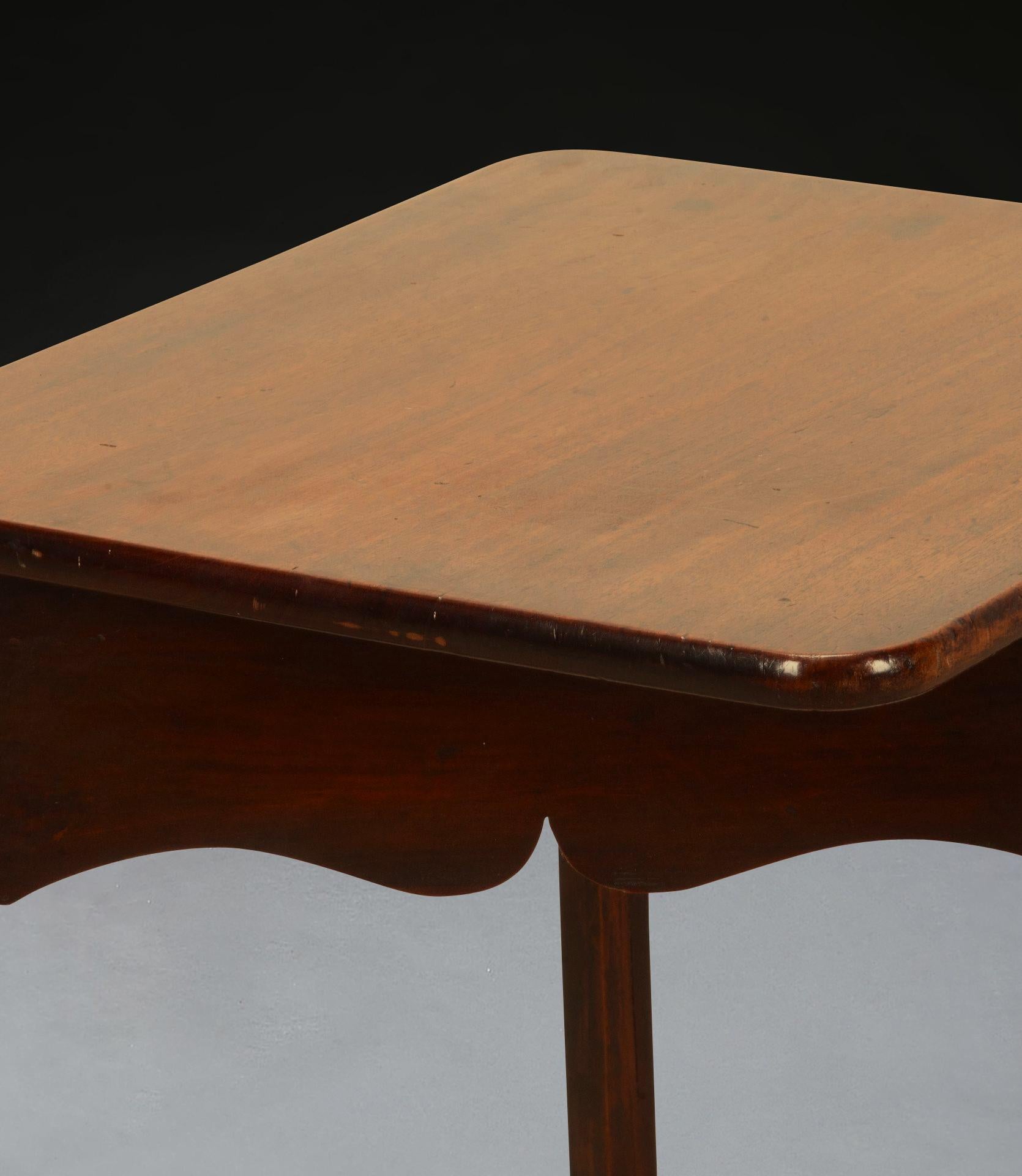 Table de grillon en acajou et bois de fruitier Geo III en vente 1