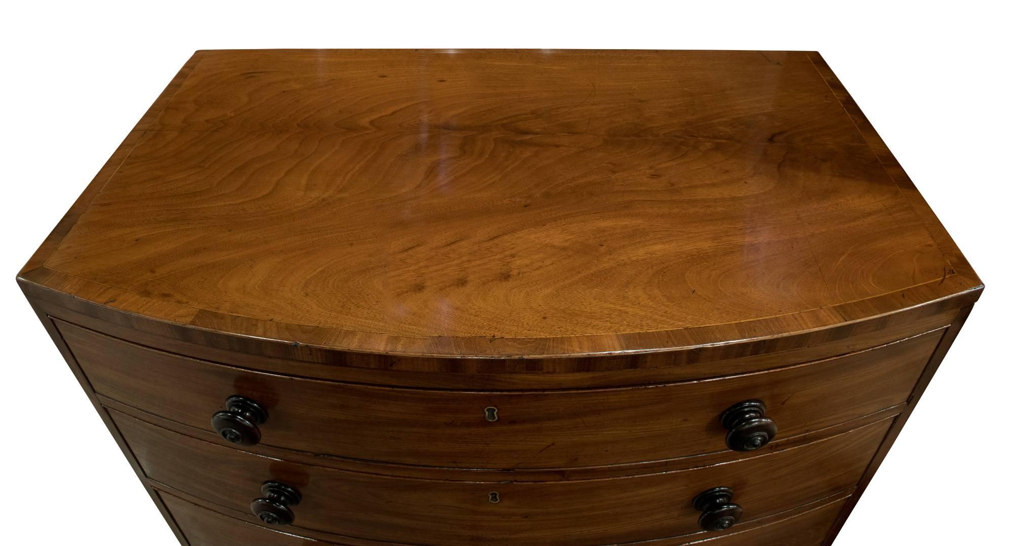 George III Geo III Mahogany Bow Fronted 4 Drawer Chest of Drawers For Sale