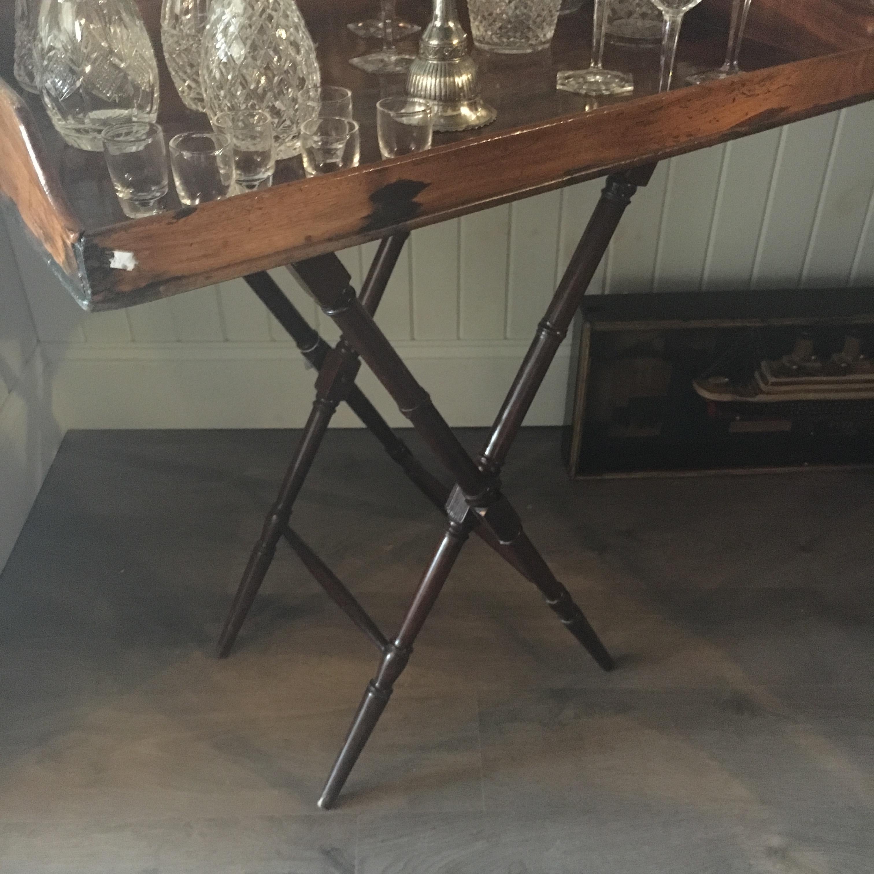 George III Geo III Mahogany Butlers Tray on Stand, Perfect for a Bar, Great Color, Patina en vente