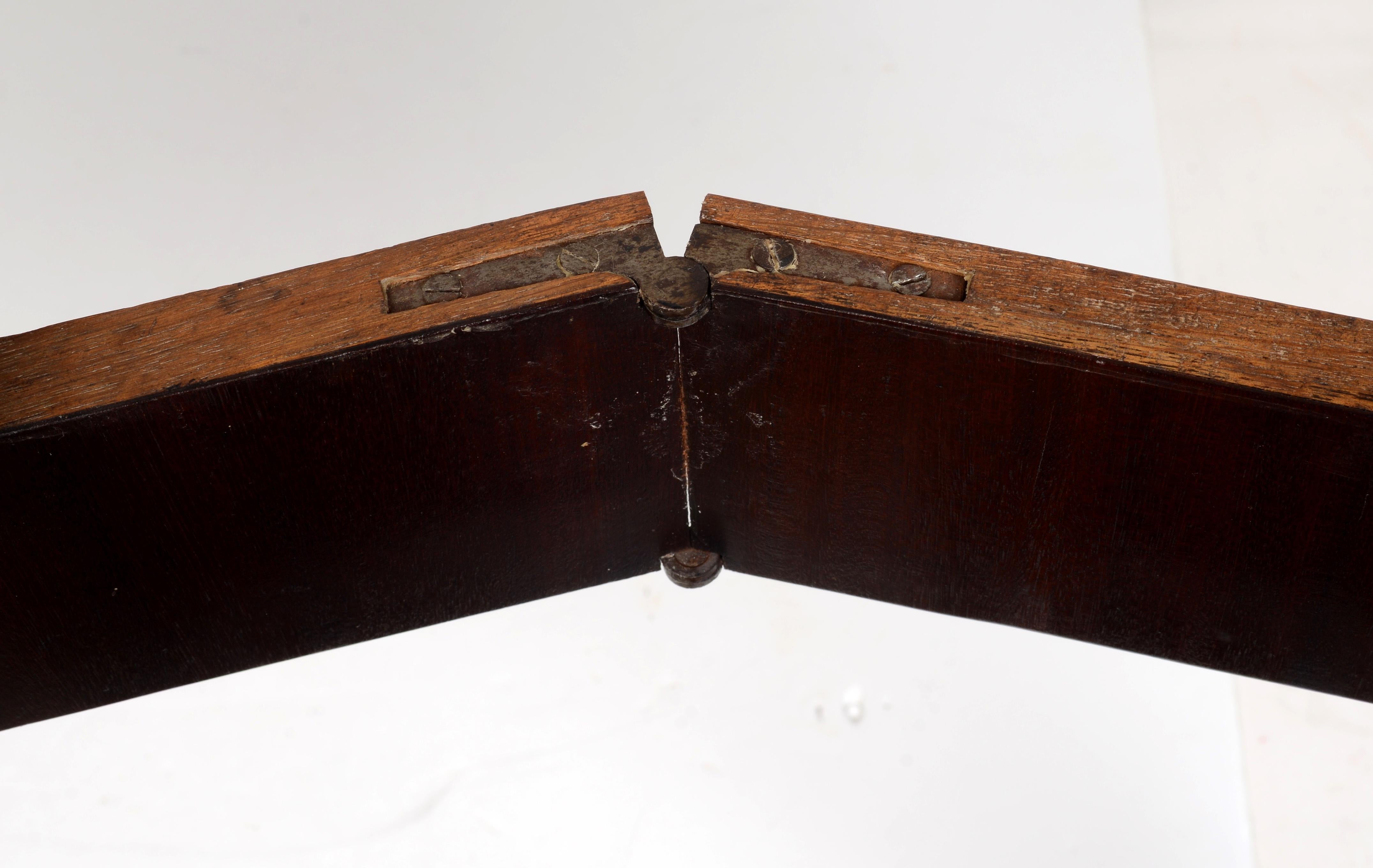 Geo III Mahogany Fold-Over Card Table with Cluster-Leg & Concertina Action c1780 For Sale 5