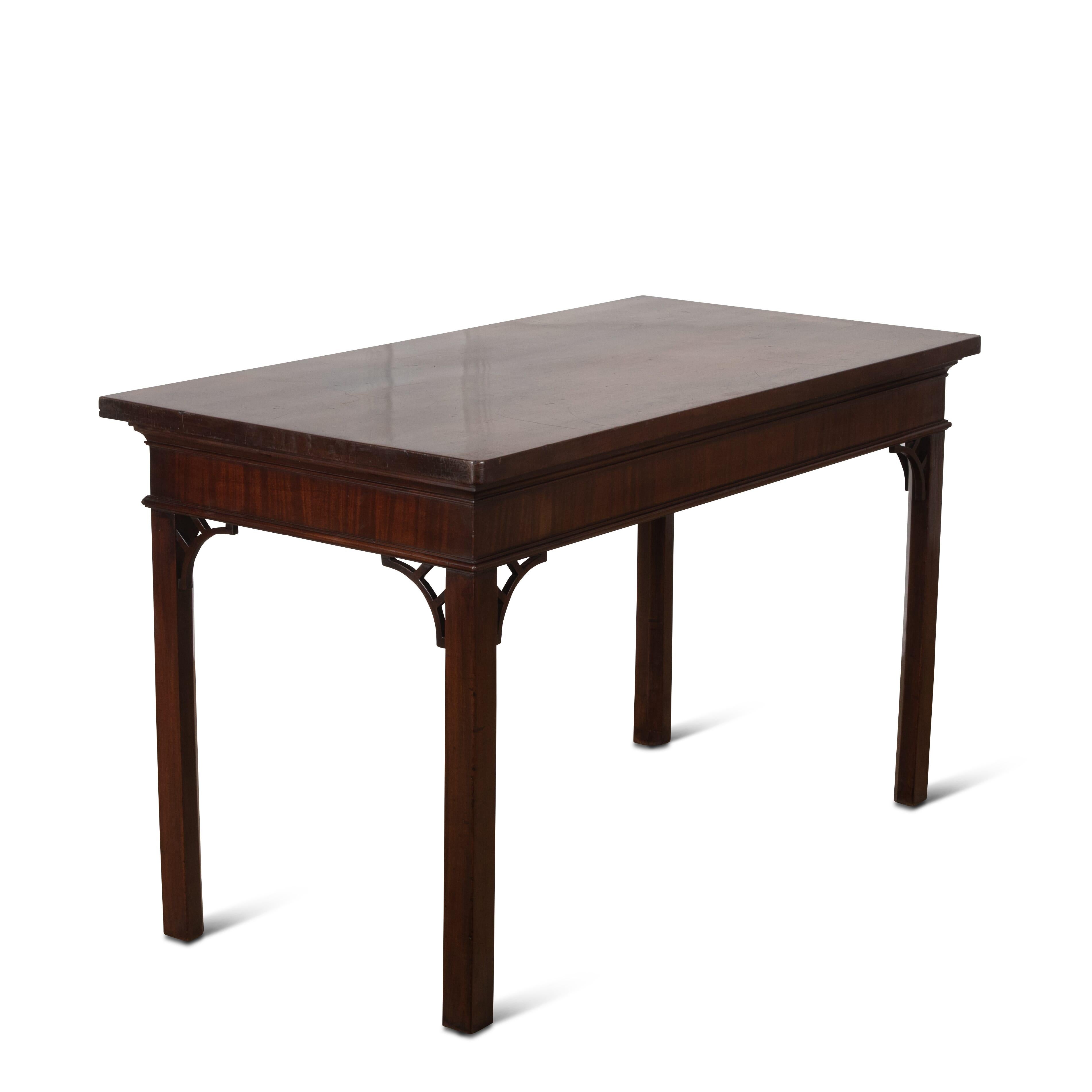 Geo III Mahogany Hall/Serving Table In Good Condition For Sale In Shipston-On-Stour, GB