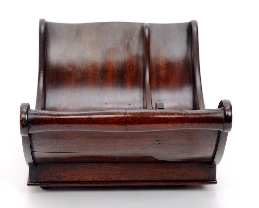 English Geo III Rolling Mahogany Cheese and Biscuit Server, circa 1800 For Sale