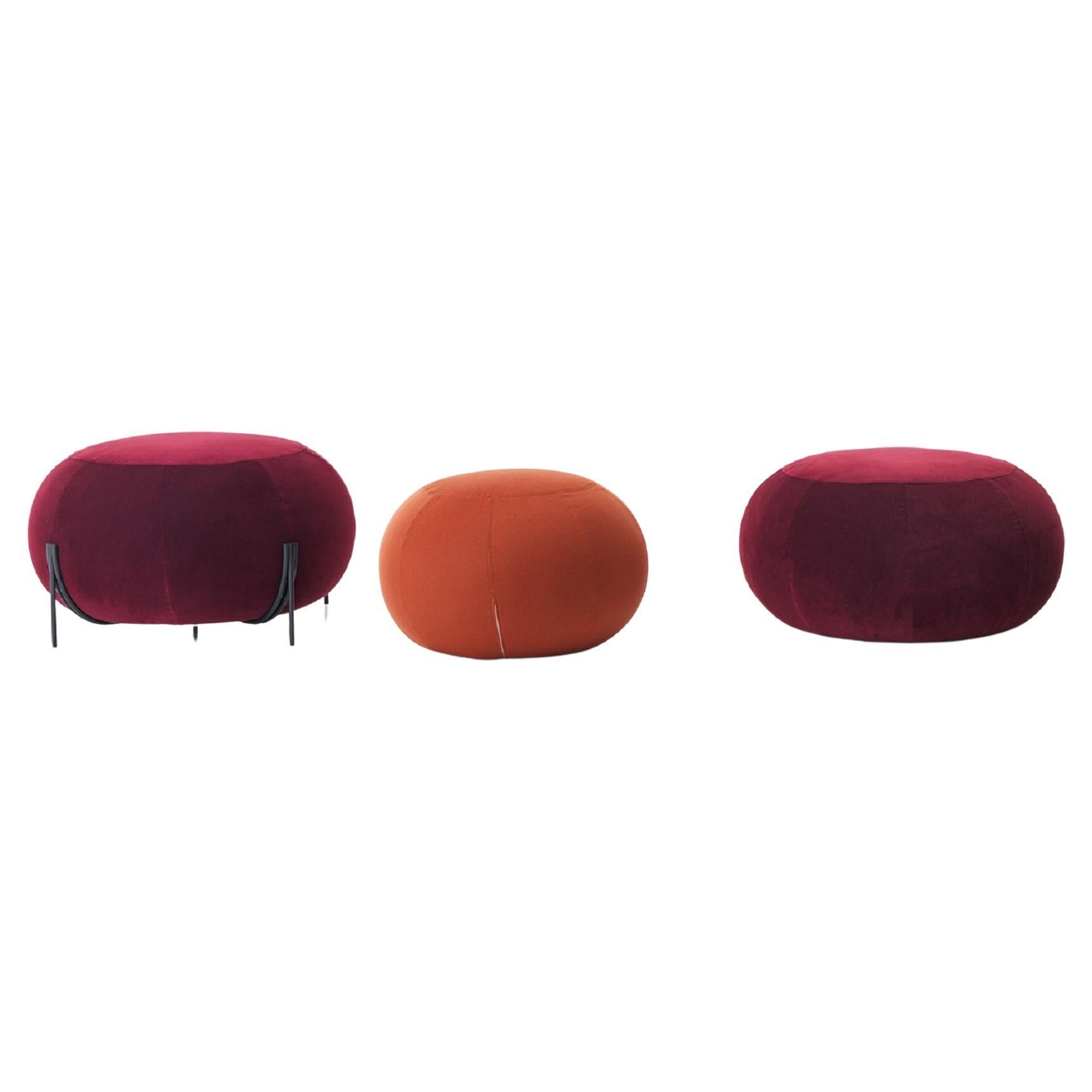 Grand pouf Geo en velours rose et pieds gris de Paolo Grasselli