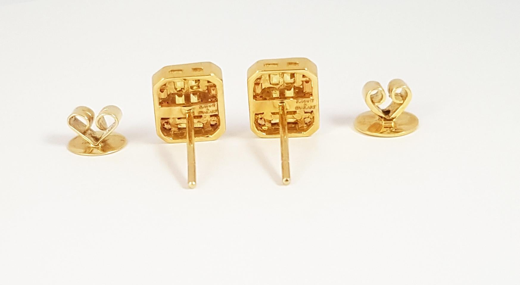 Boucles d'oreilles puzzle Geoart Back to Basic en or 18 carats et saphirs de couleur arc-en-ciel en vente 2