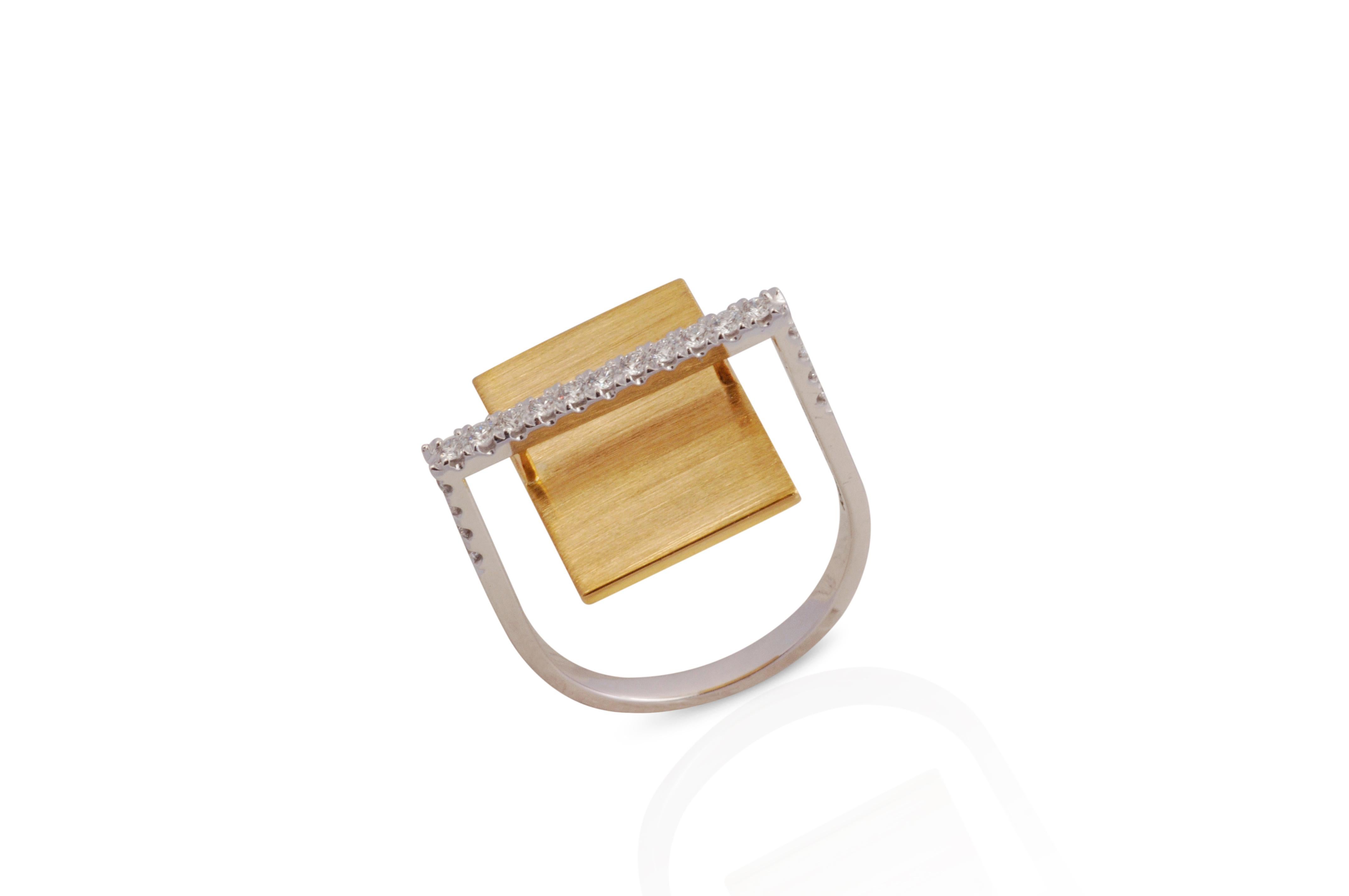 GeoArt Rectangle Diamond Ring set in 18K White/Yellow Gold Settings In New Condition For Sale In Bangkok, 10