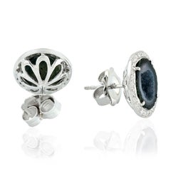 Geometrische Diamant-Ohrstecker aus 18 Karat Weißgold