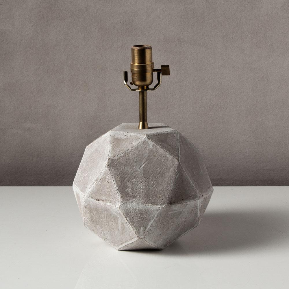 Modern 'Geode' Geometric White Ceramic and Brass Small Table Lamp with Linen Shade #4S For Sale