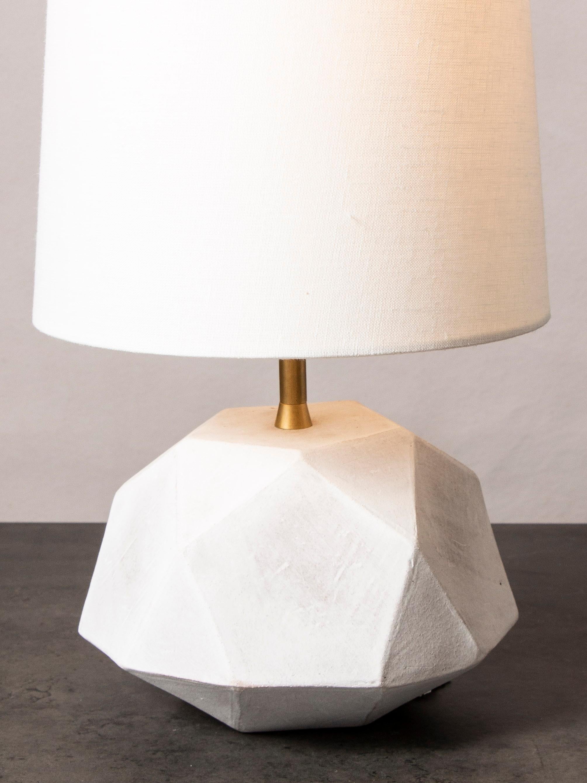 American 'Geode' Small Geometric White Ceramic and Brass Table Lamp For Sale