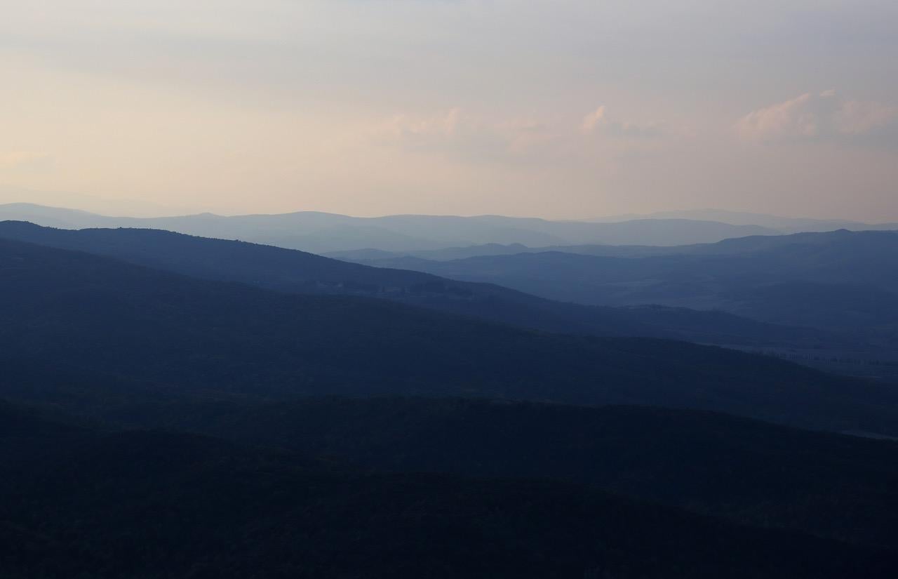 Geoff Reinhard Landscape Photograph - Tuscan Blues (Montalcino, Italy)