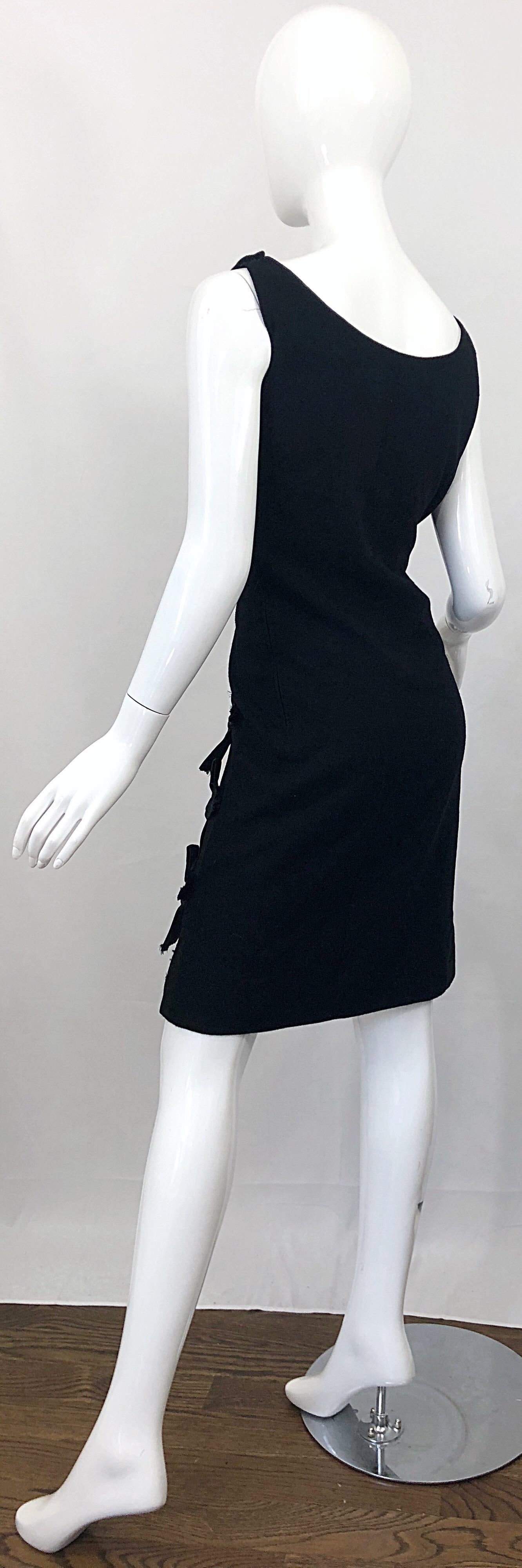 Geoffrey Beene 1960s Black Sleeveless Bow Detail Vintage 60s Wool Sheath Dress For Sale 5