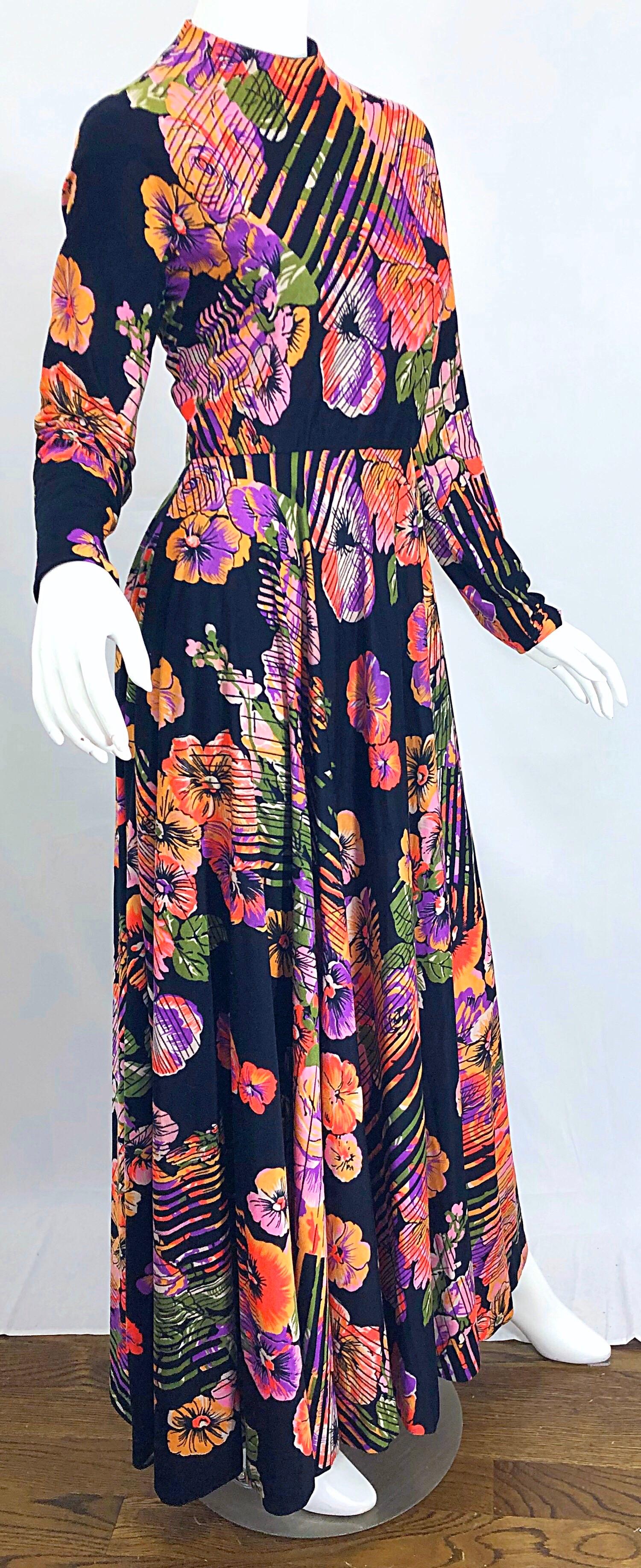 Geoffrey Beene 1970s Abstract Flower Print Long Sleeve High Neck 70s Maxi Dress For Sale 2