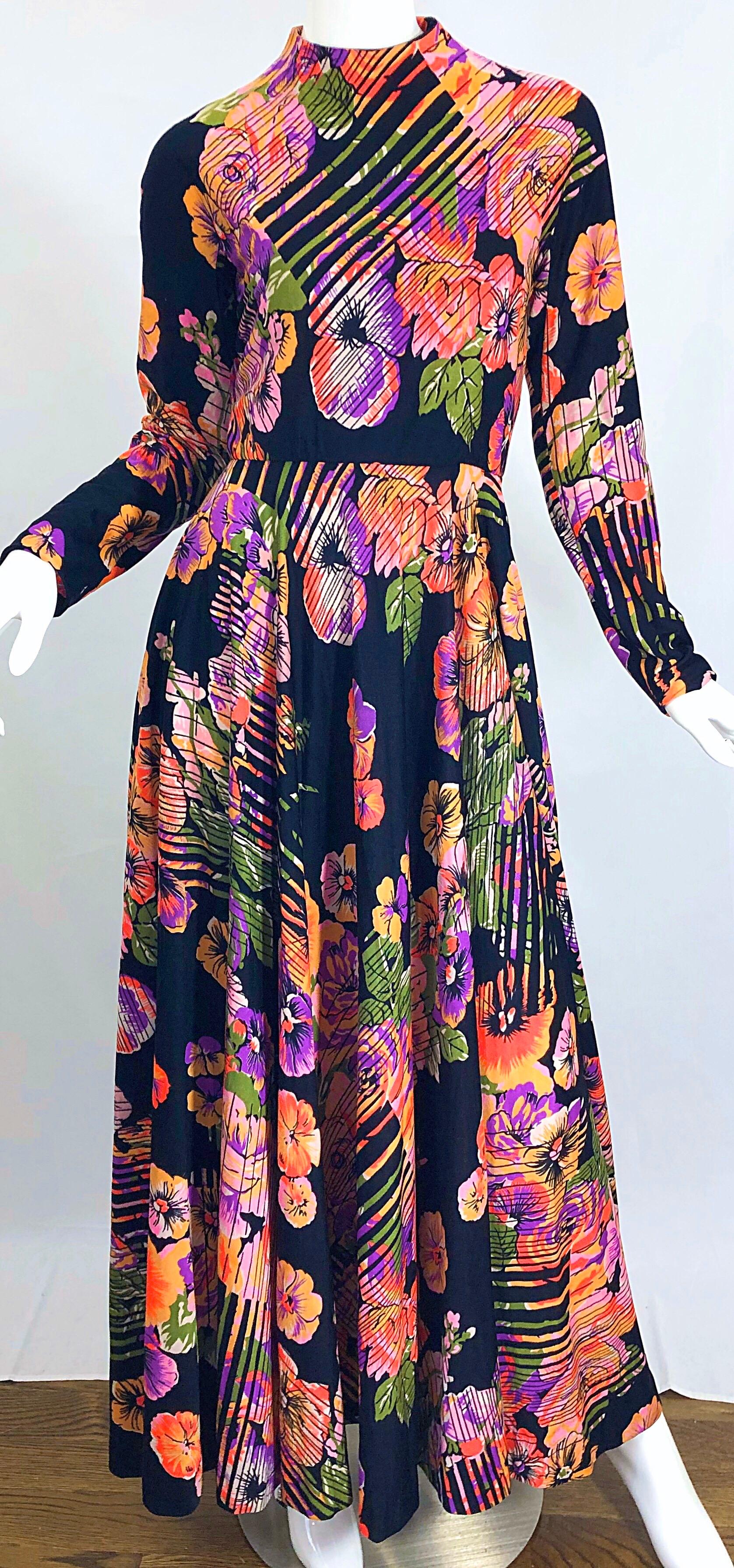 Geoffrey Beene 1970s Abstract Flower Print Long Sleeve High Neck 70s Maxi Dress For Sale 4