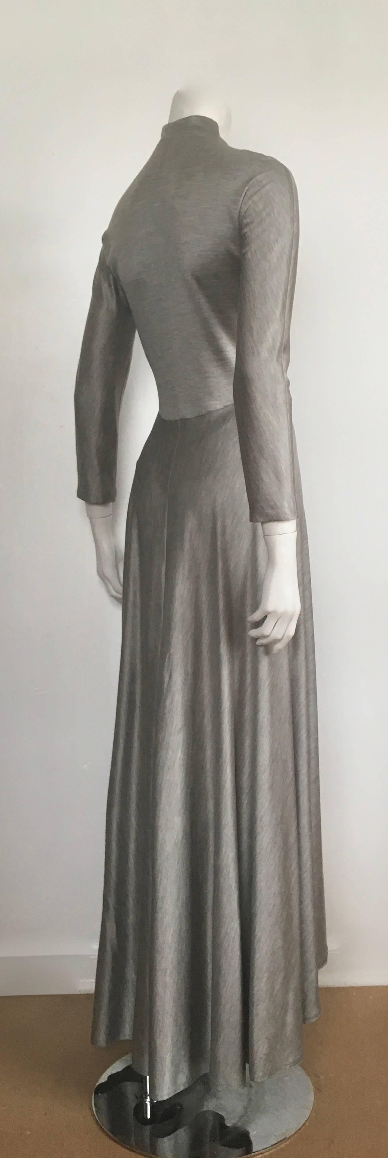 Women's or Men's Geoffrey Beene 1990s Silver Gray Jersey Maxi Dress Size 4.  For Sale
