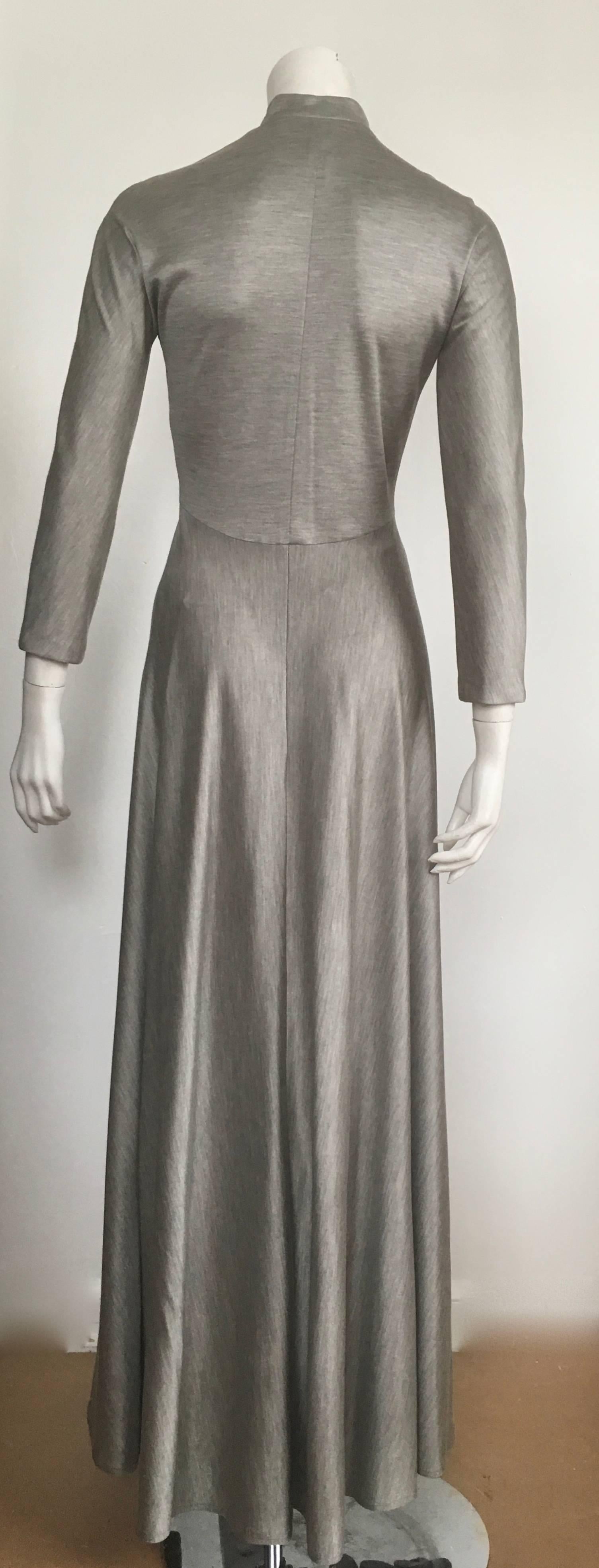 Geoffrey Beene 1990s Silver Gray Jersey Maxi Dress Size 4.  For Sale 1