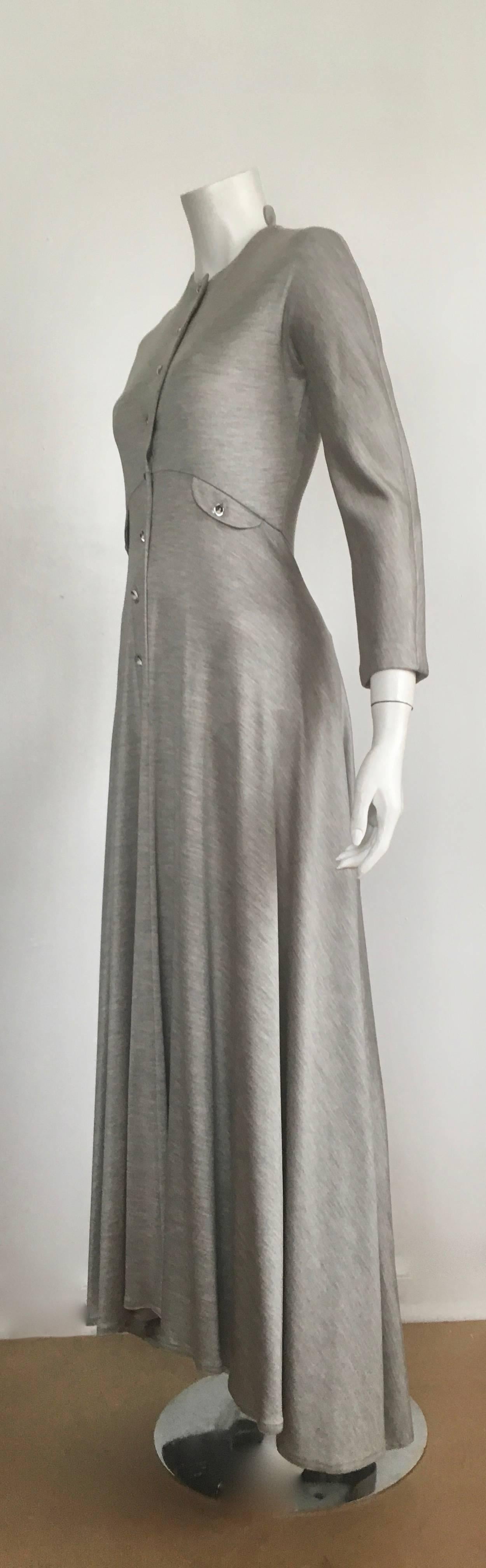 Geoffrey Beene 1990s Silver Gray Jersey Maxi Dress Size 4.  For Sale 3