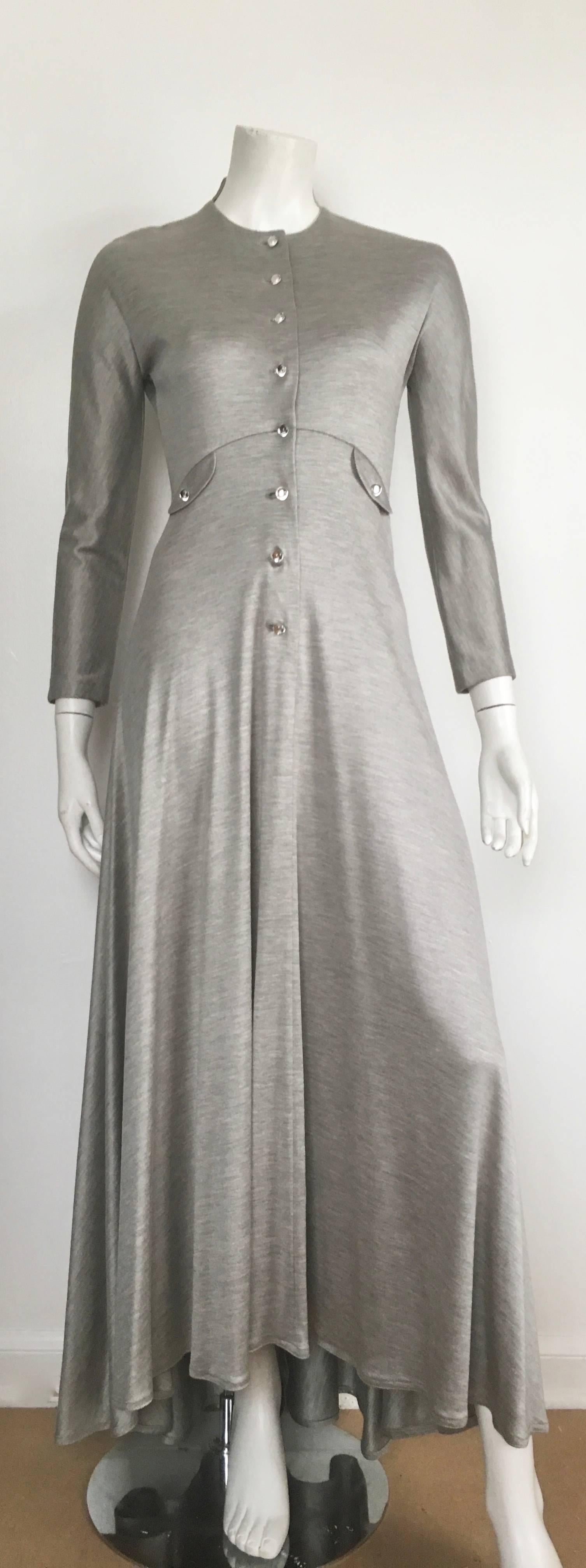Geoffrey Beene 1990s Silver Gray Jersey Maxi Dress Size 4.  For Sale 5