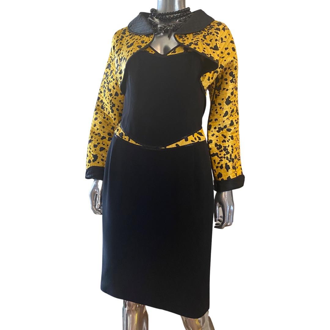 Geoffrey Beene 2 Piece Silk Ensemble Coat and Dress for Elizabeth Arden Size 6 For Sale 3