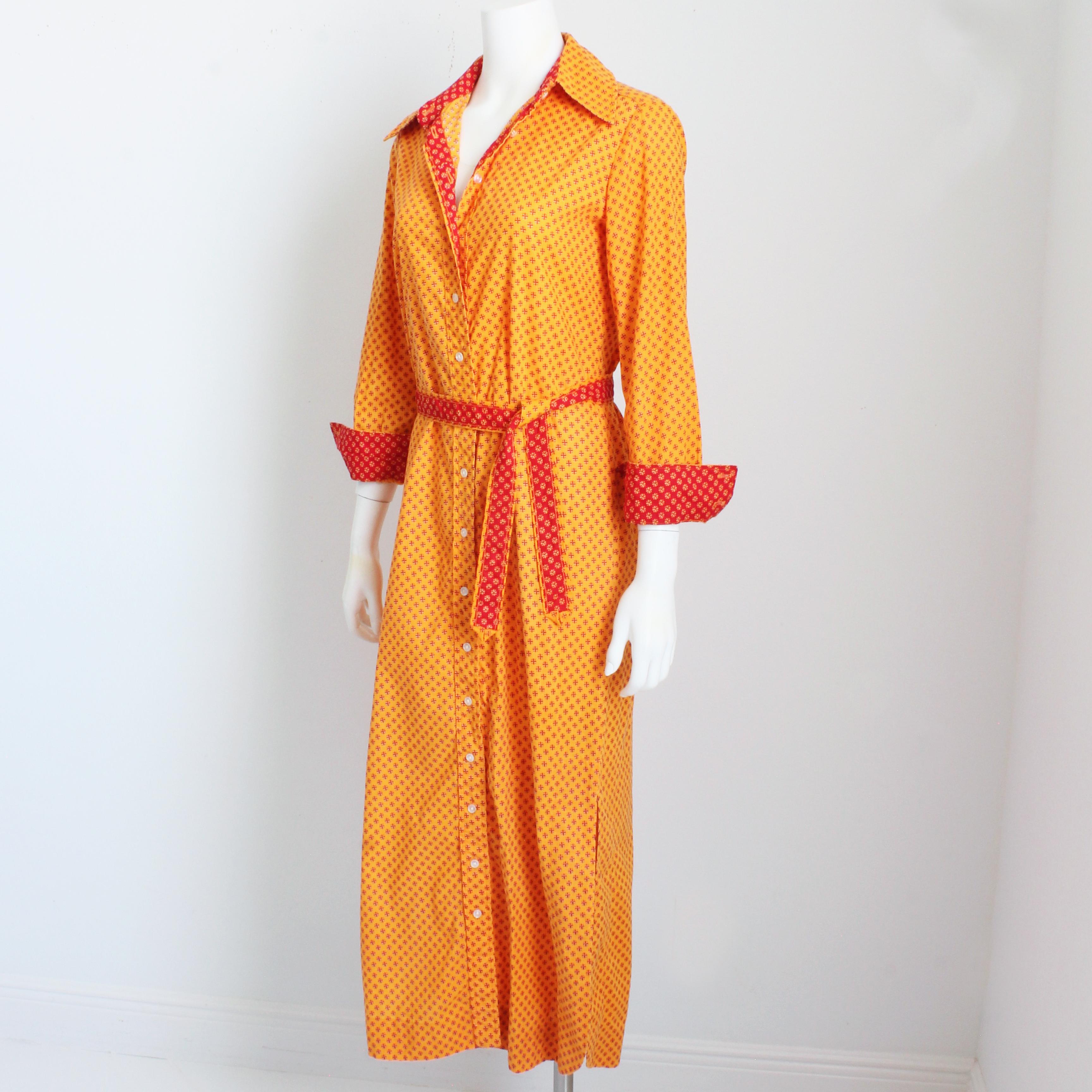 Geoffrey Beene - Vestito con cintura e bottoni in cotone Shirtwaist con stampa floreale anni '70 in vendita 4