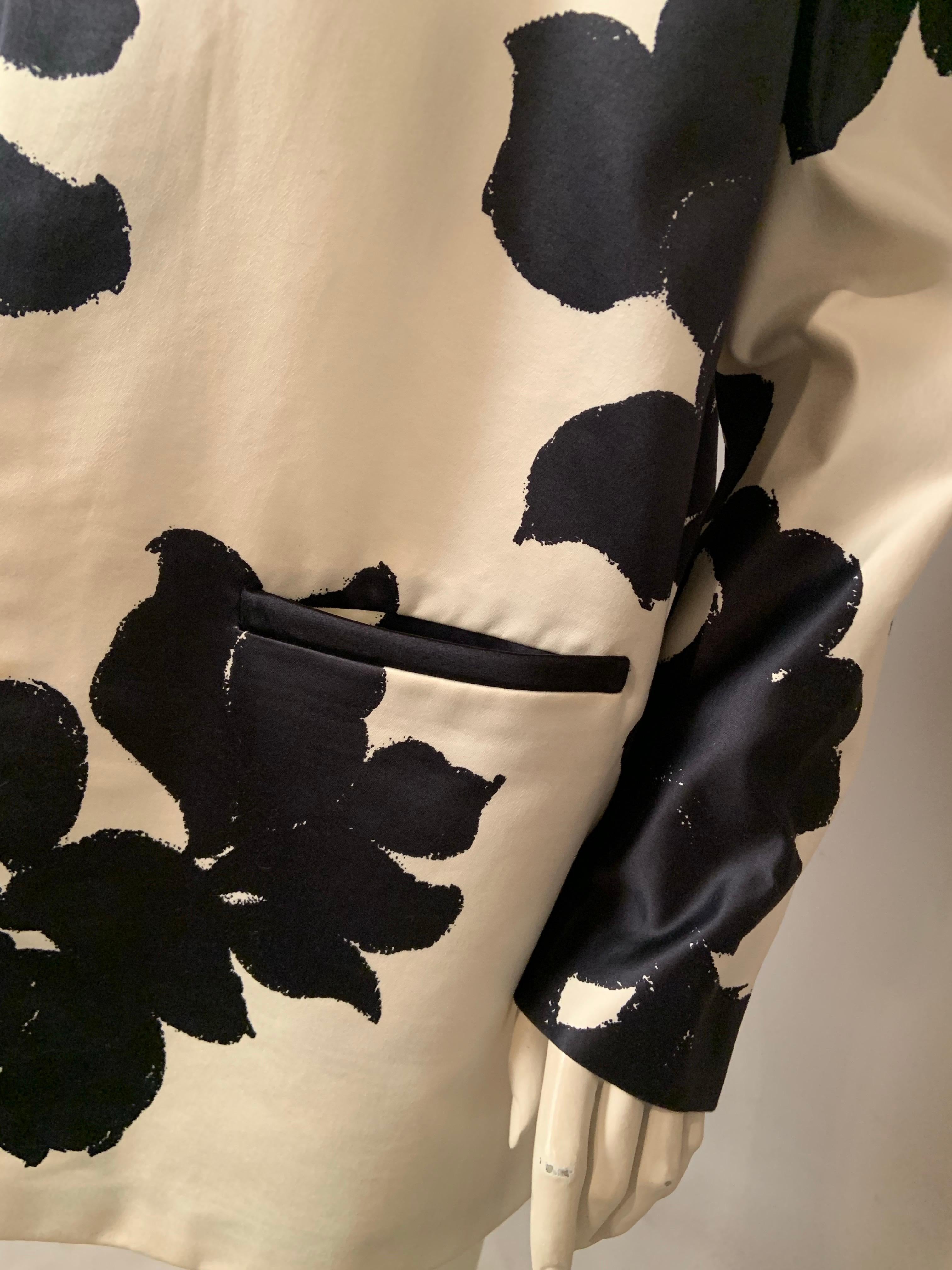 Geoffrey Beene Jacke mit Blumendruck in Schwarz und Weiß im Zustand „Hervorragend“ im Angebot in New Hope, PA