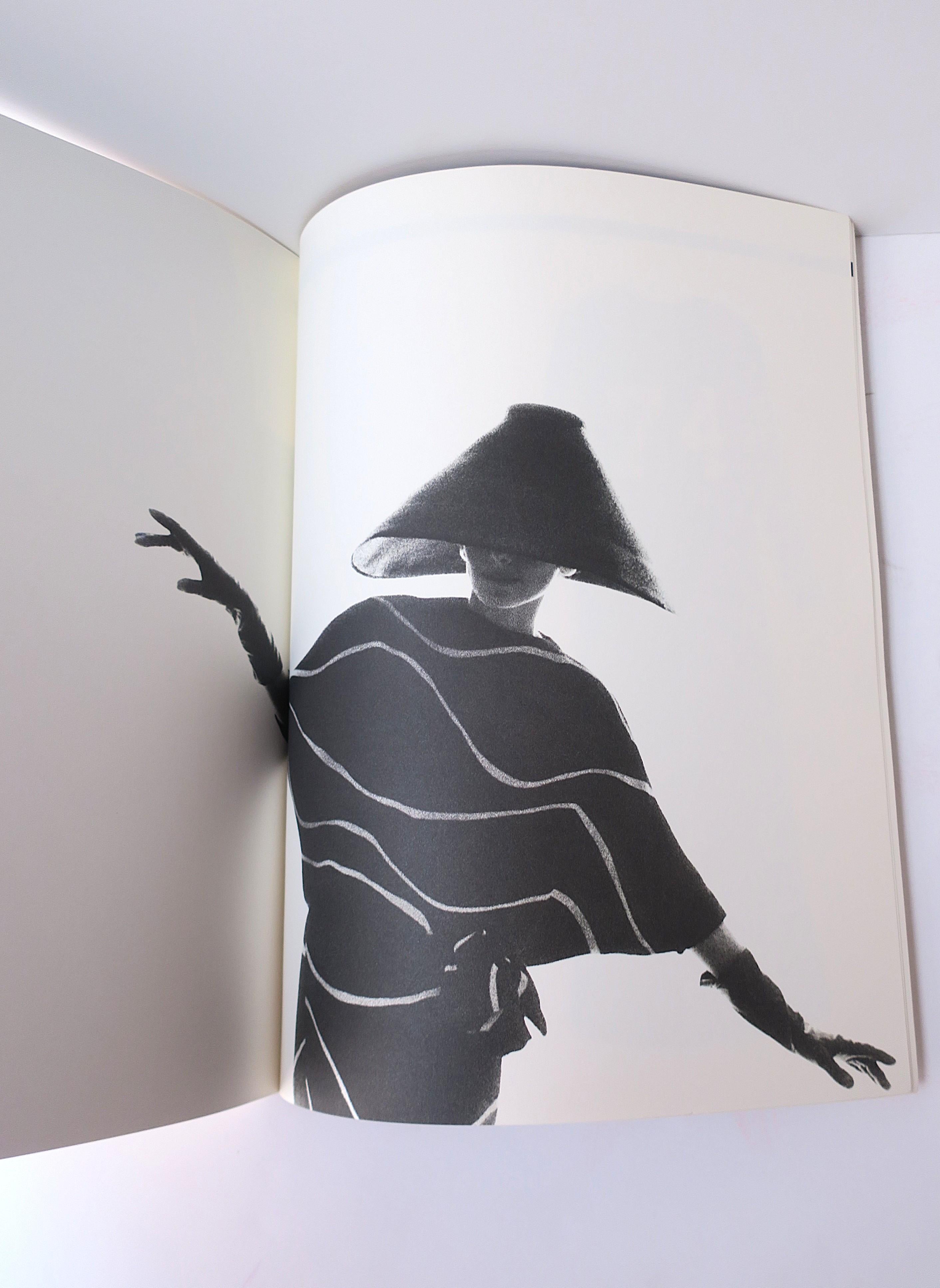 Geoffrey Beene, Exhibition Book, First 25 Years, New York, 1988 For Sale 7