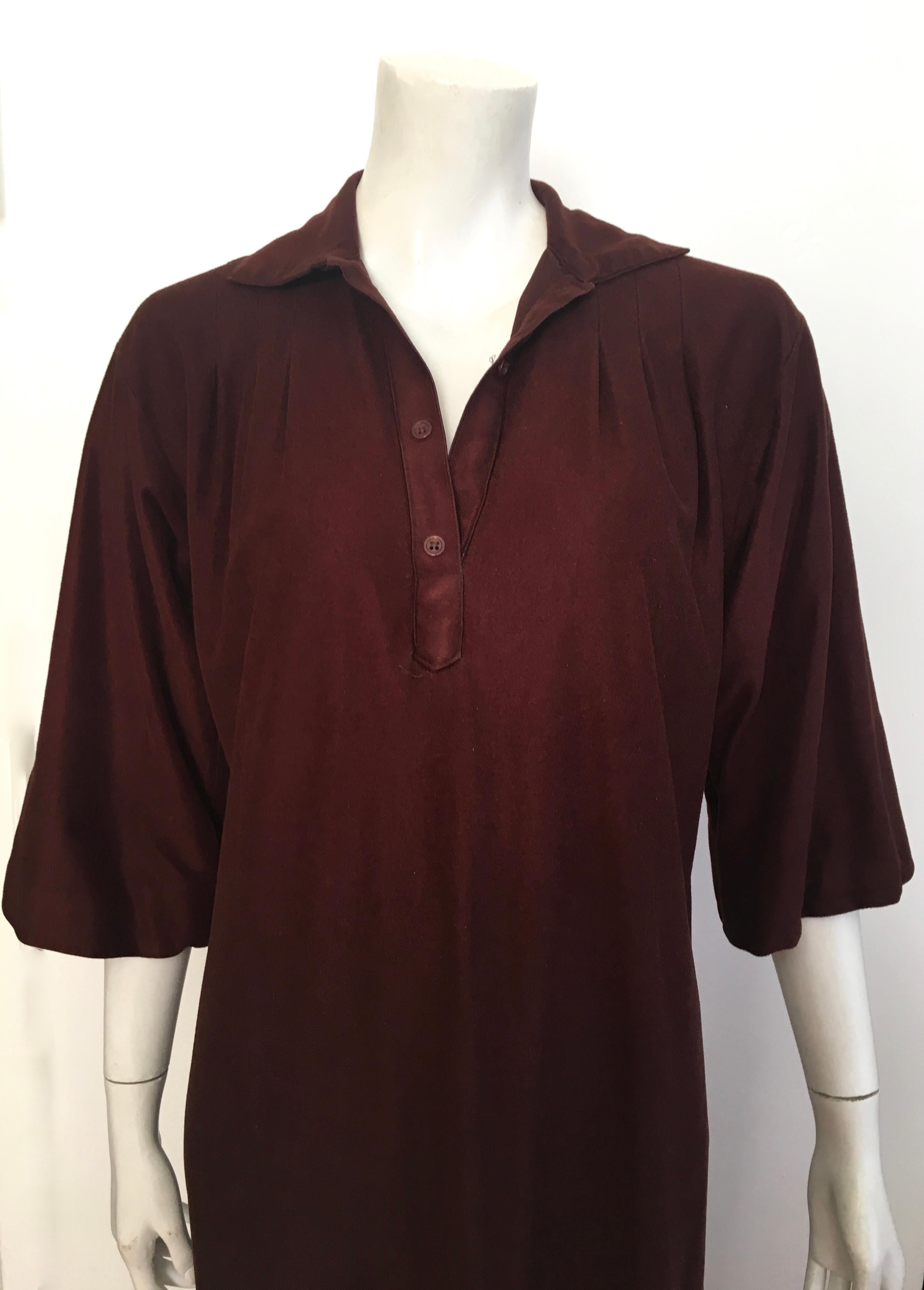 Geoffrey Beene for Swirl 1978 Brown Maxi / Loungewear with Pockets Size 6 / 8. In Excellent Condition For Sale In Atlanta, GA