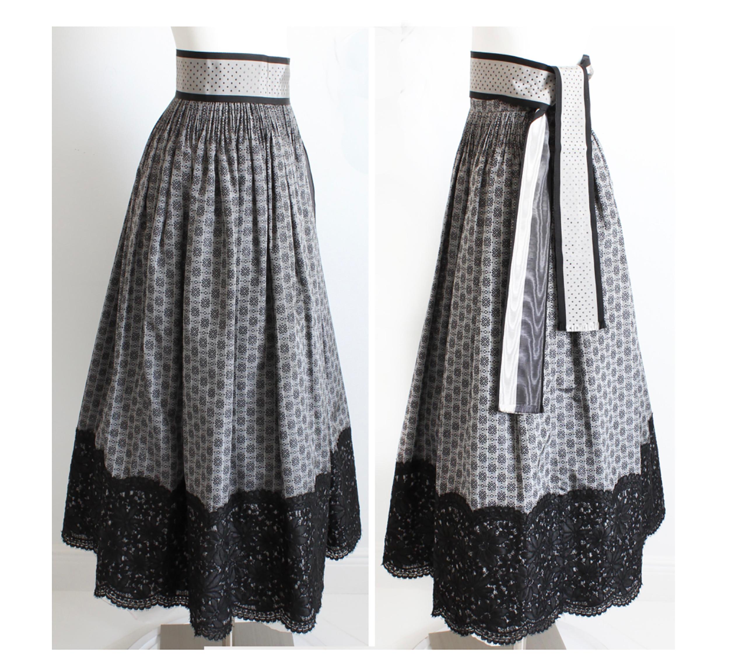 Women's Geoffrey Beene Formal Skirt with Belt Taffeta Floor Length Black Lace Hem Sz 4 For Sale