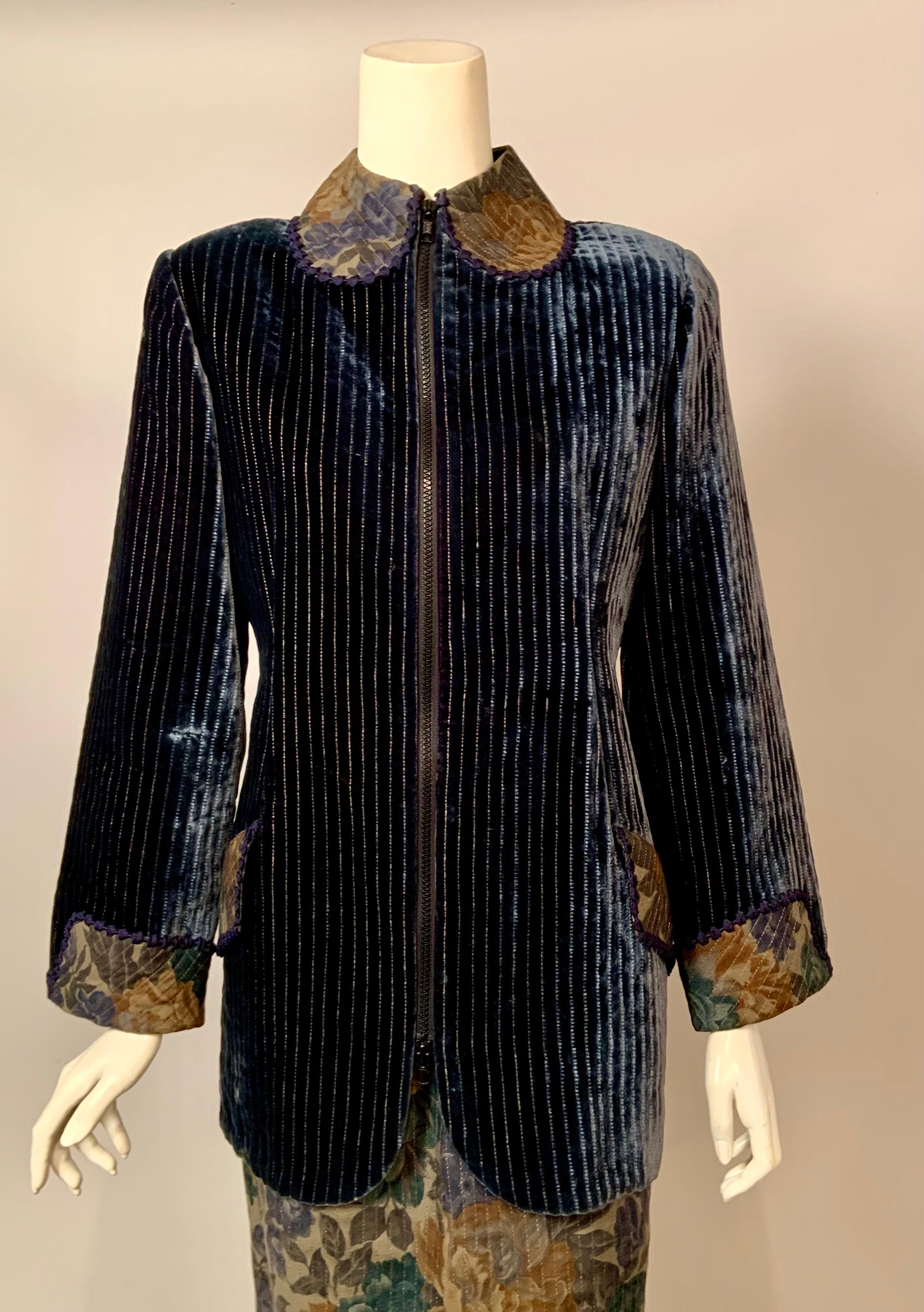 Noir Geoffrey Beene - Ensemble veste en velours et jupe en laine à rayures dorées en vente