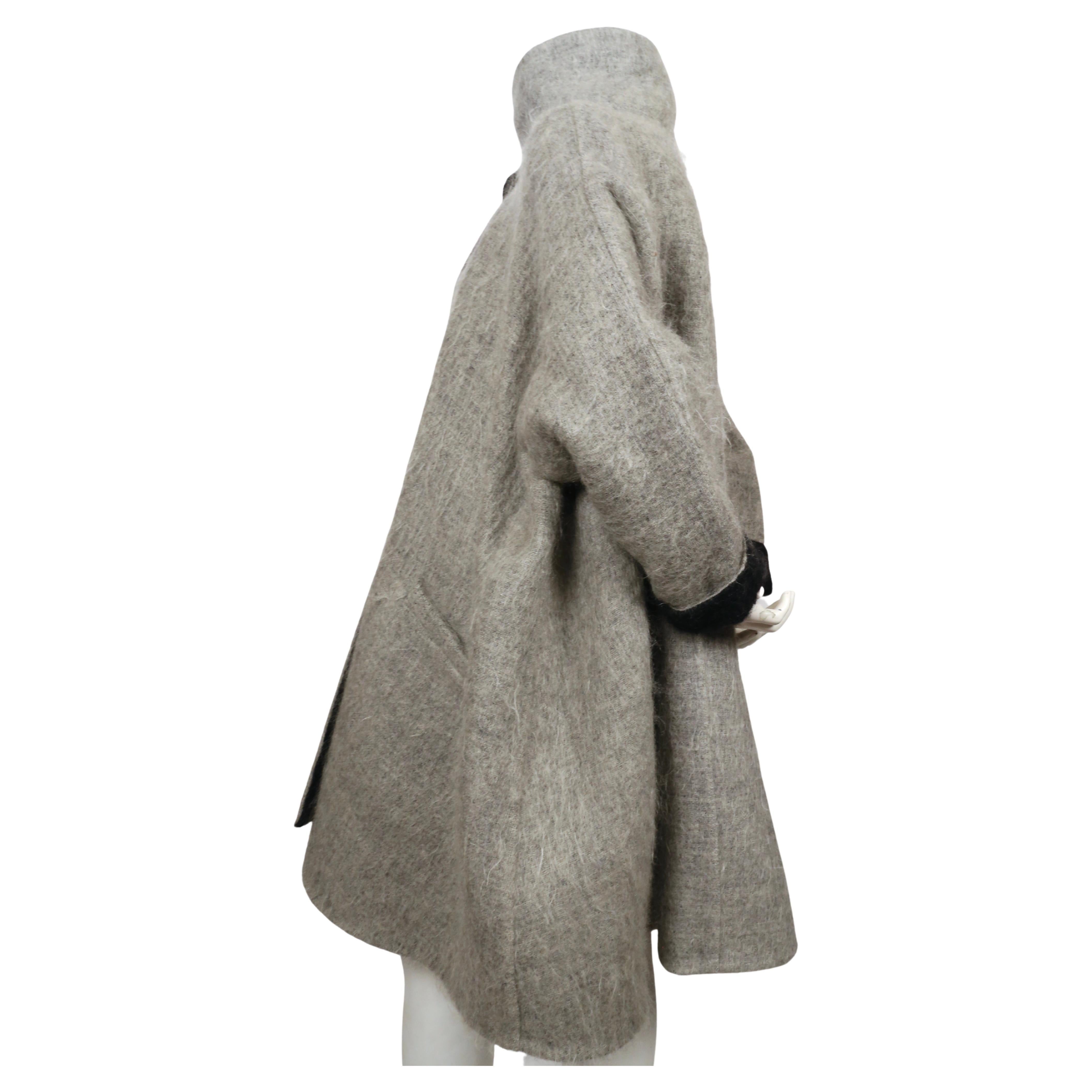 GEOFFREY BEENE grey and black double faced wool trapeze coat In Good Condition For Sale In San Fransisco, CA