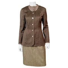 Geoffrey Beene Chaqueta de rayas grises y falda de lana gris