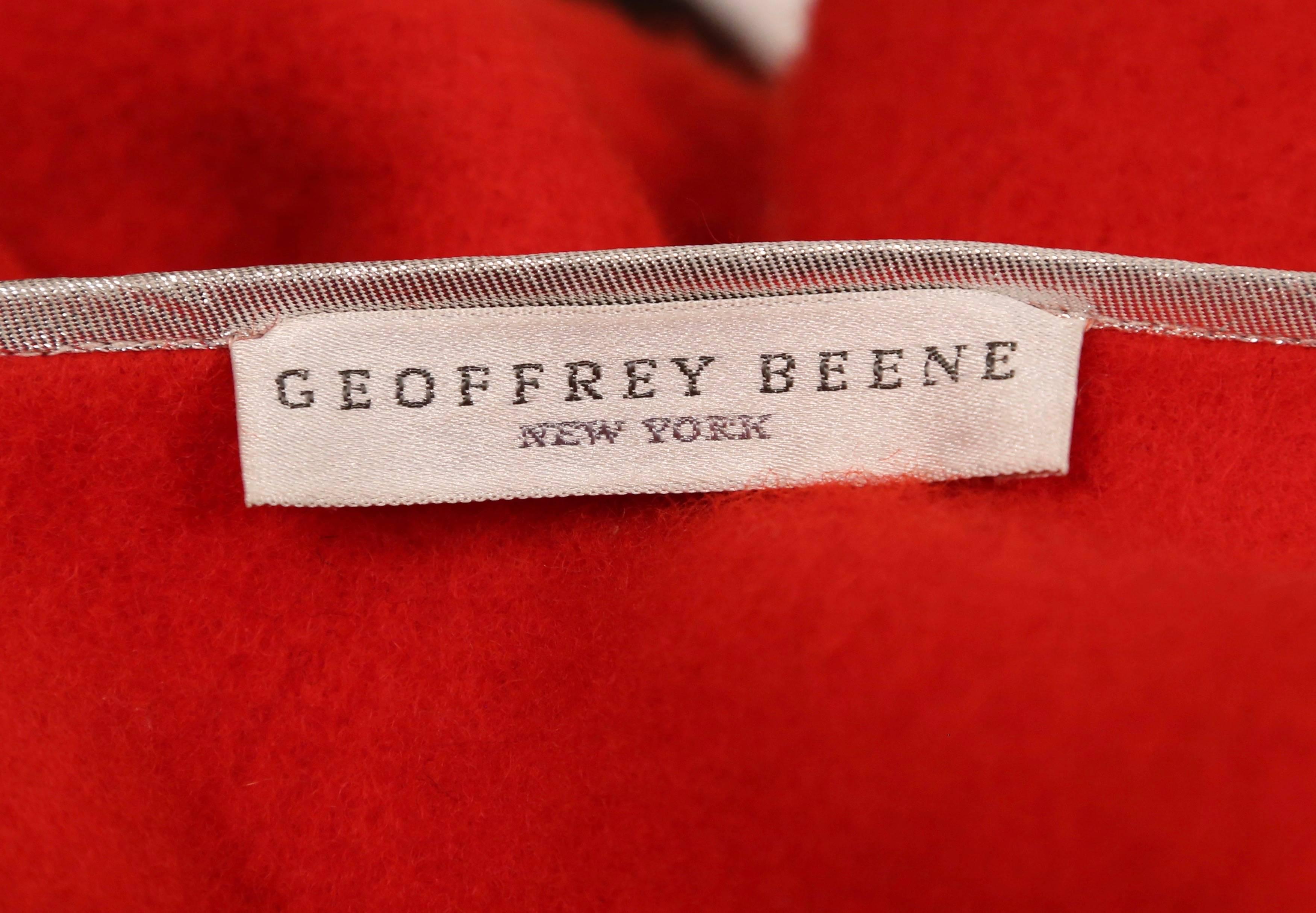 GEOFFREY BEENE Manteau de couverture en laine rouge avec boutons à facettes Unisexe en vente