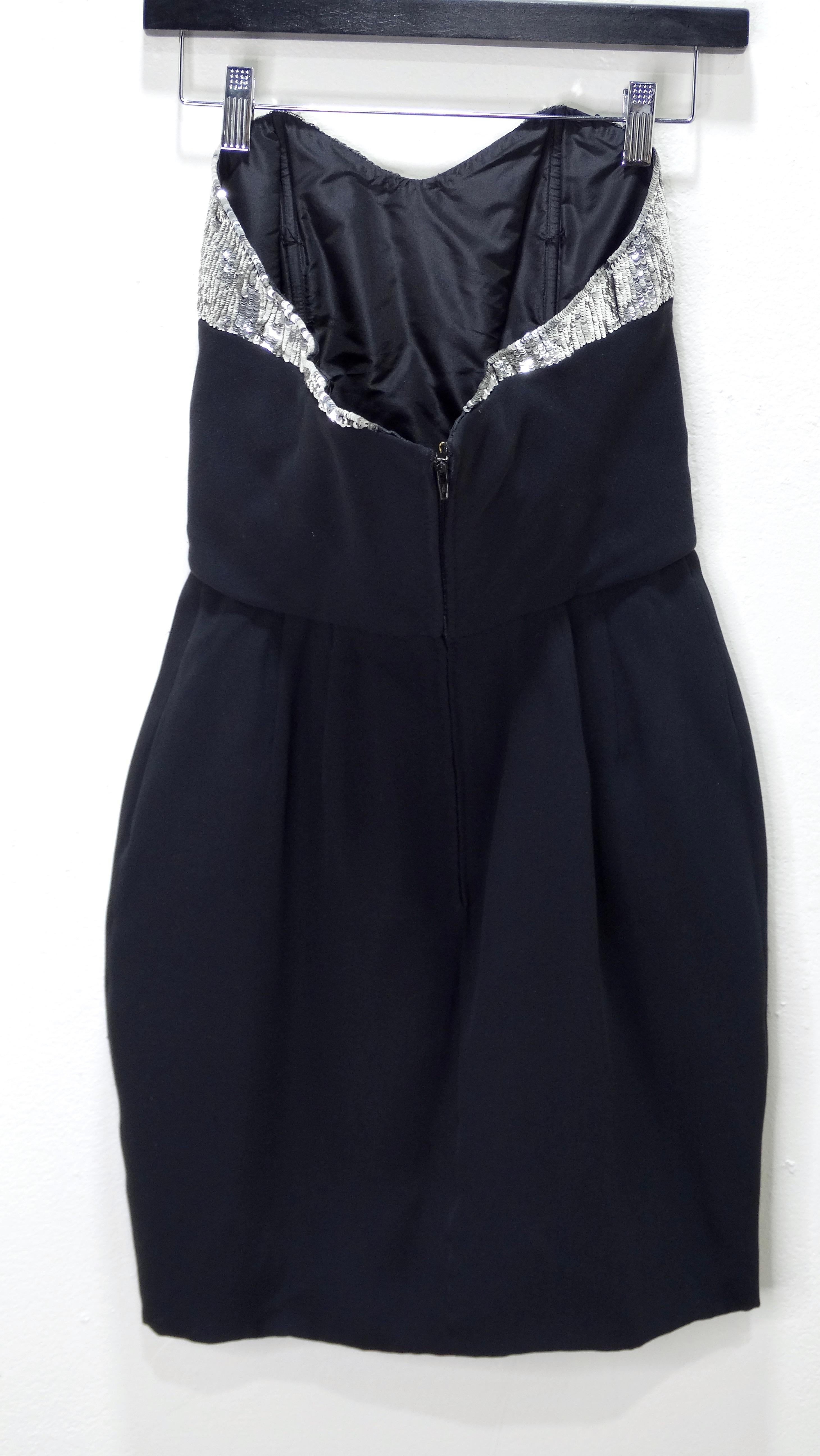 Geoffrey Beene - Mini robe sans bretelles à paillettes Excellent état - En vente à Scottsdale, AZ
