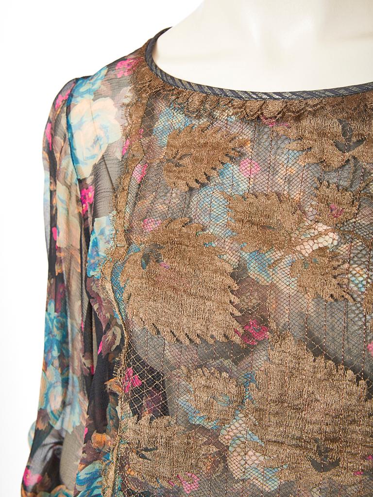 Geoffrey Beene Skirt Ensemble with Lace Appliqué Detail In Good Condition In New York, NY