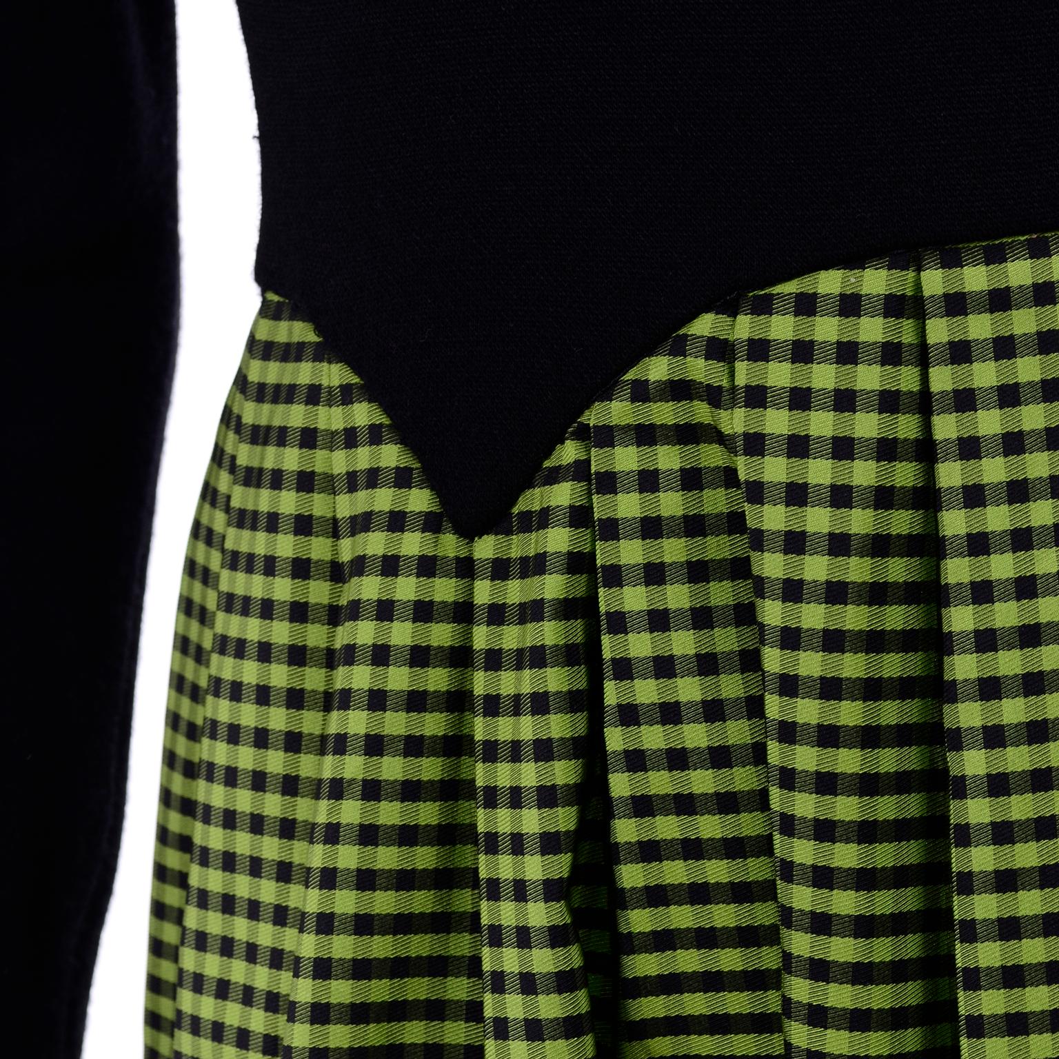 Geoffrey Beene Vintage Green Black Check Evening Dress With Purple Wool Jacket (Robe de soirée à carreaux verts et noirs et veste en laine violette) en vente 9
