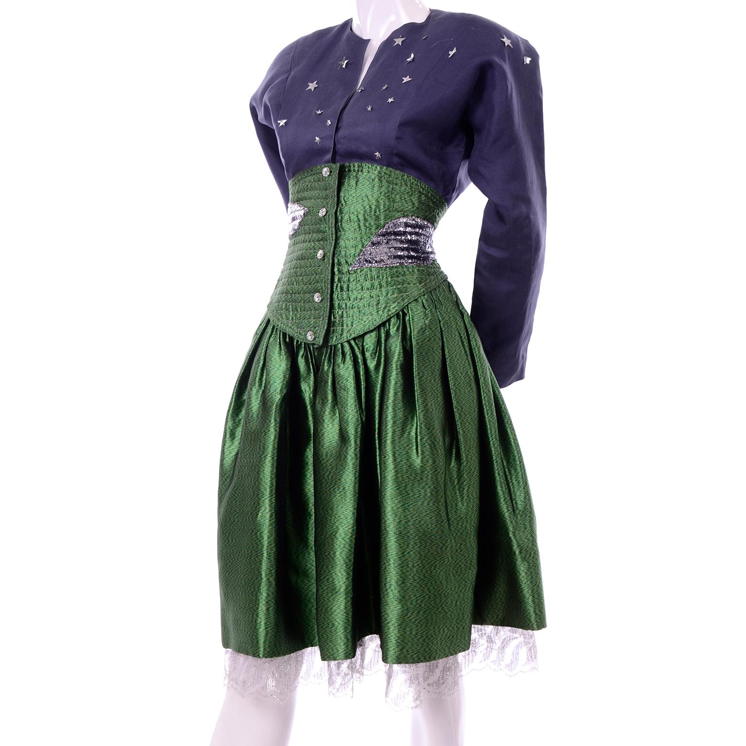 Geoffrey Beene Vintage Grünes & blaues Kleid mit silbernen Sternen und gesteppter Korsett-Taille Damen im Angebot