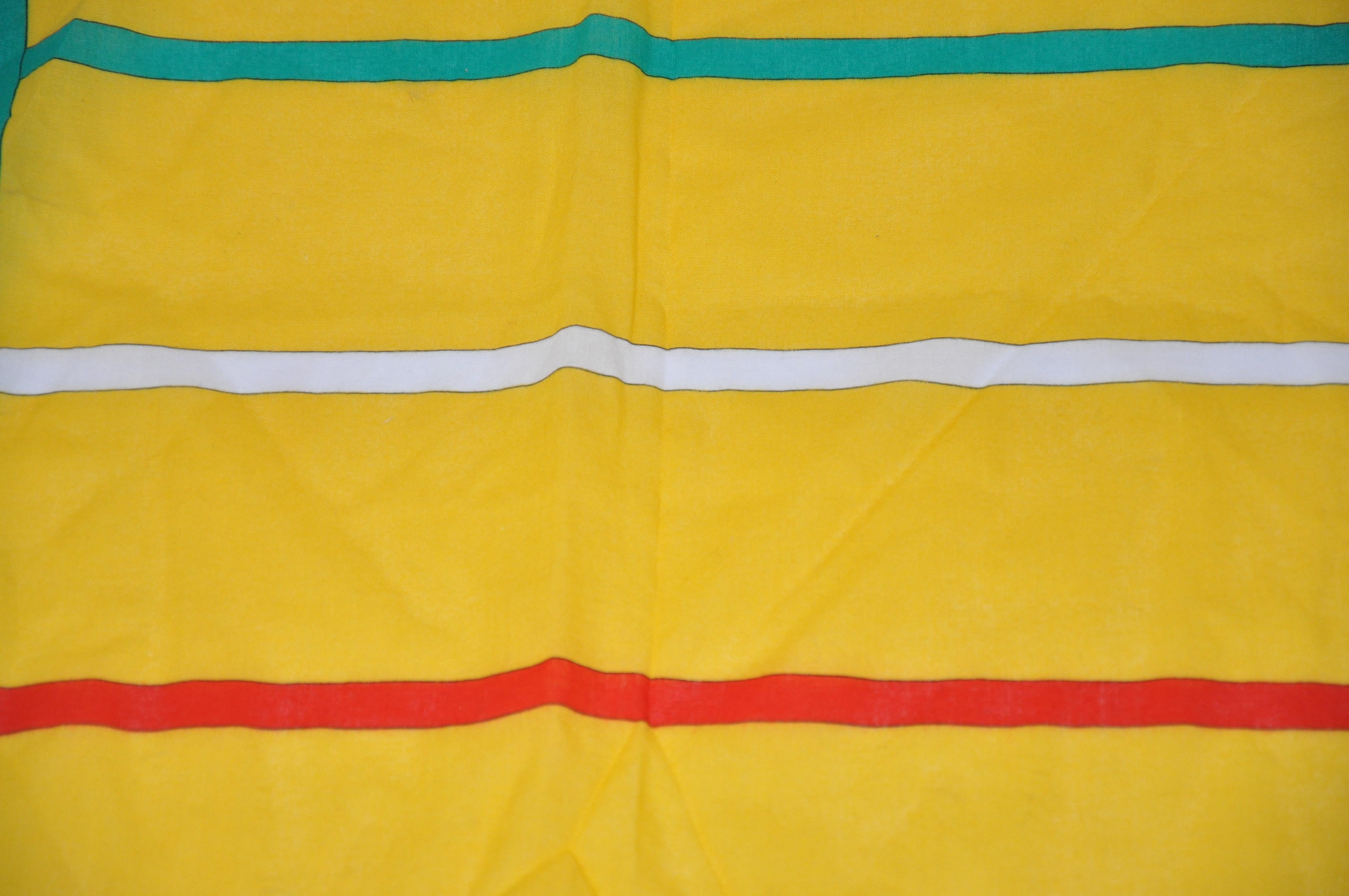 Écharpe en coton à nœuds fantaisistes colorés « Whimsical Colorful » de Geoffrey Beene Unisexe en vente